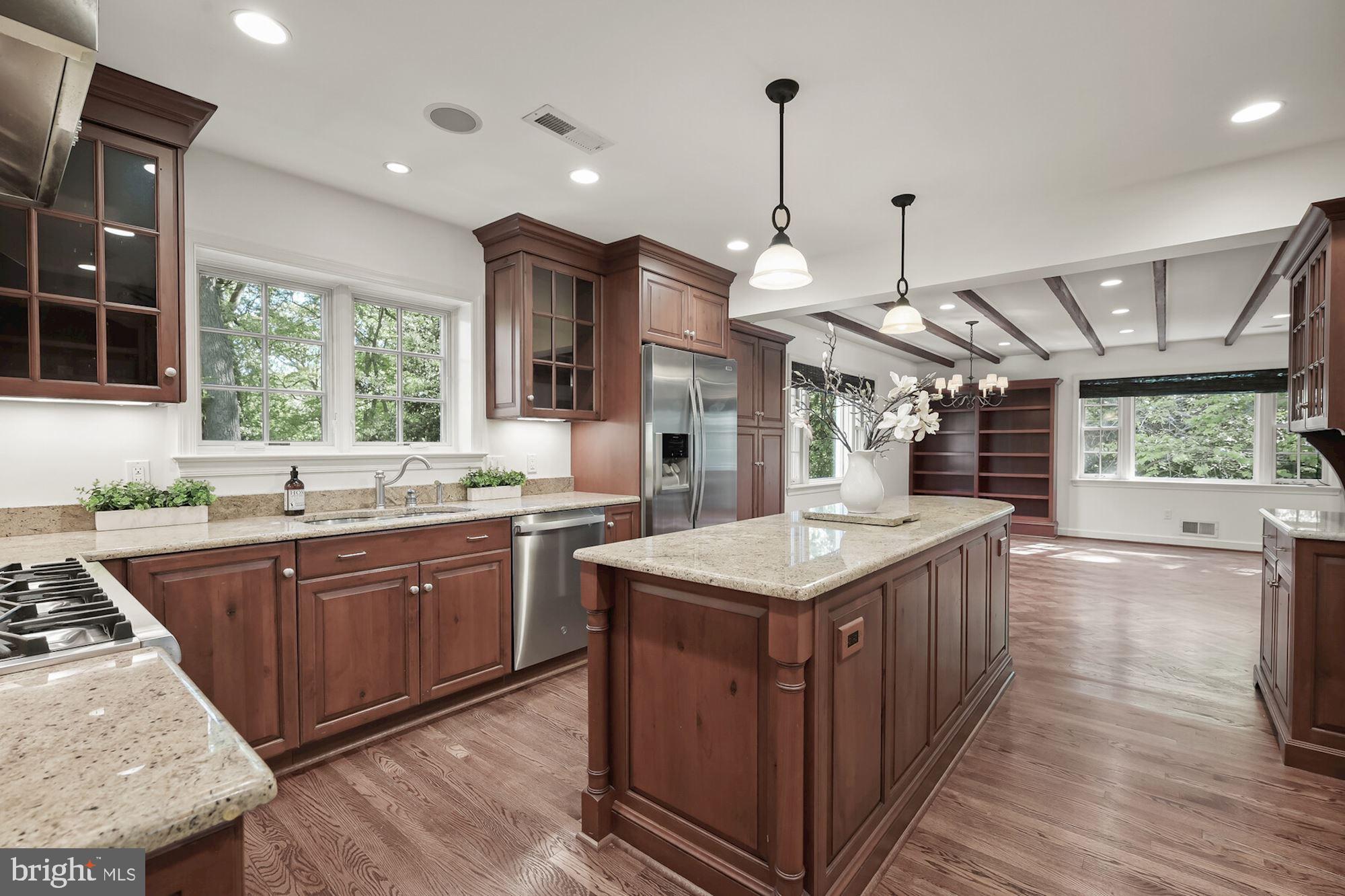 WESTMORELAND HILLS - Residential