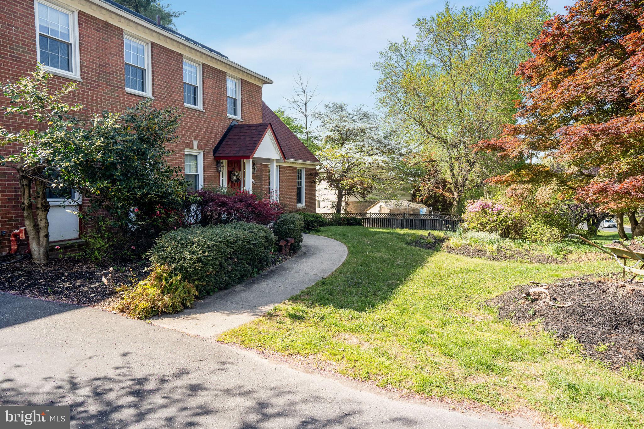 STONEGATE - Residential