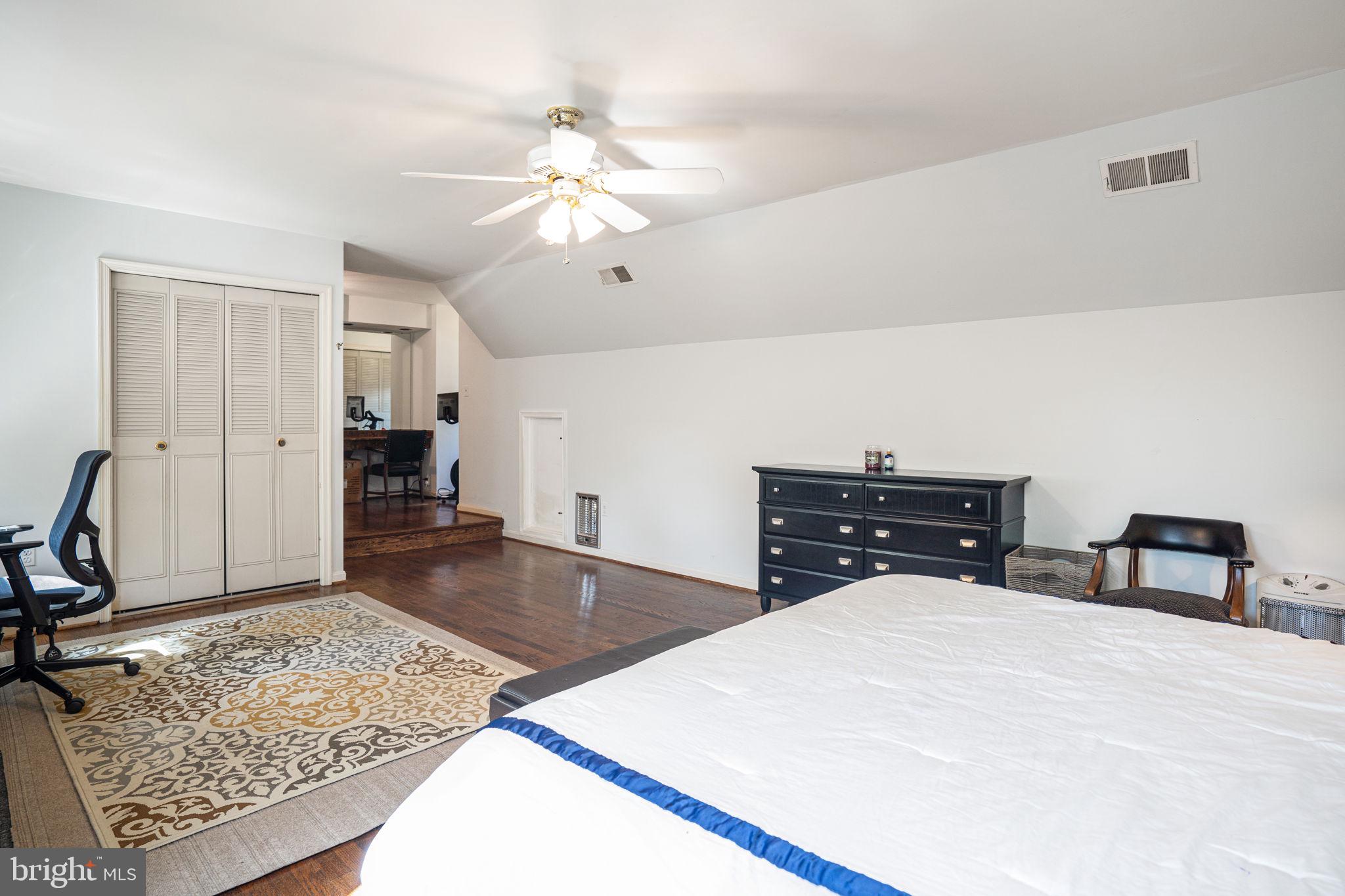 STONEGATE - Residential