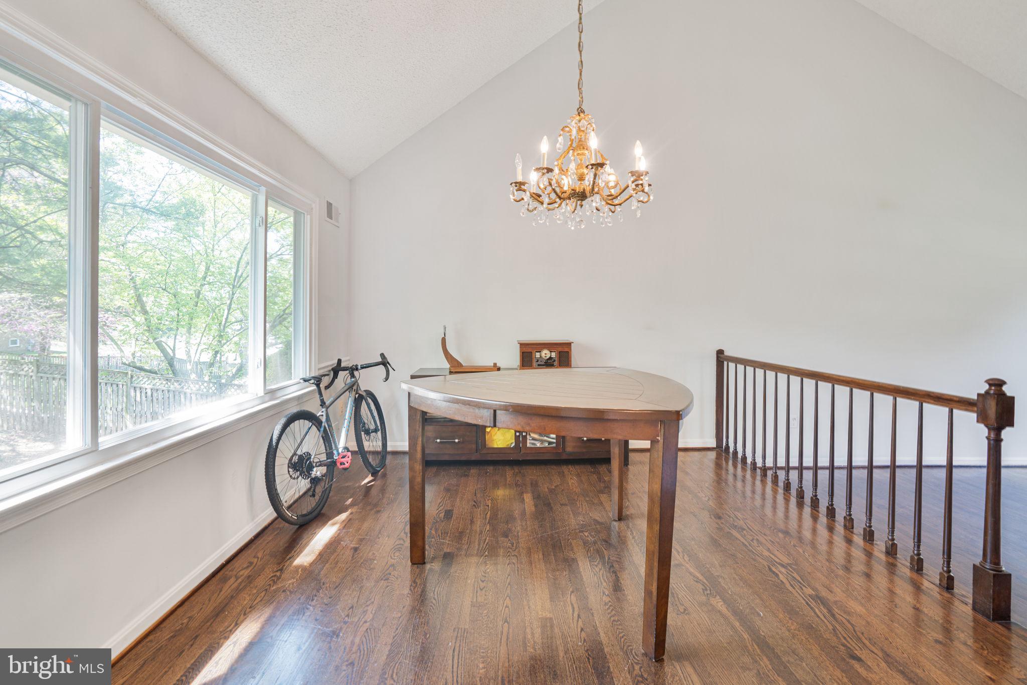 STONEGATE - Residential