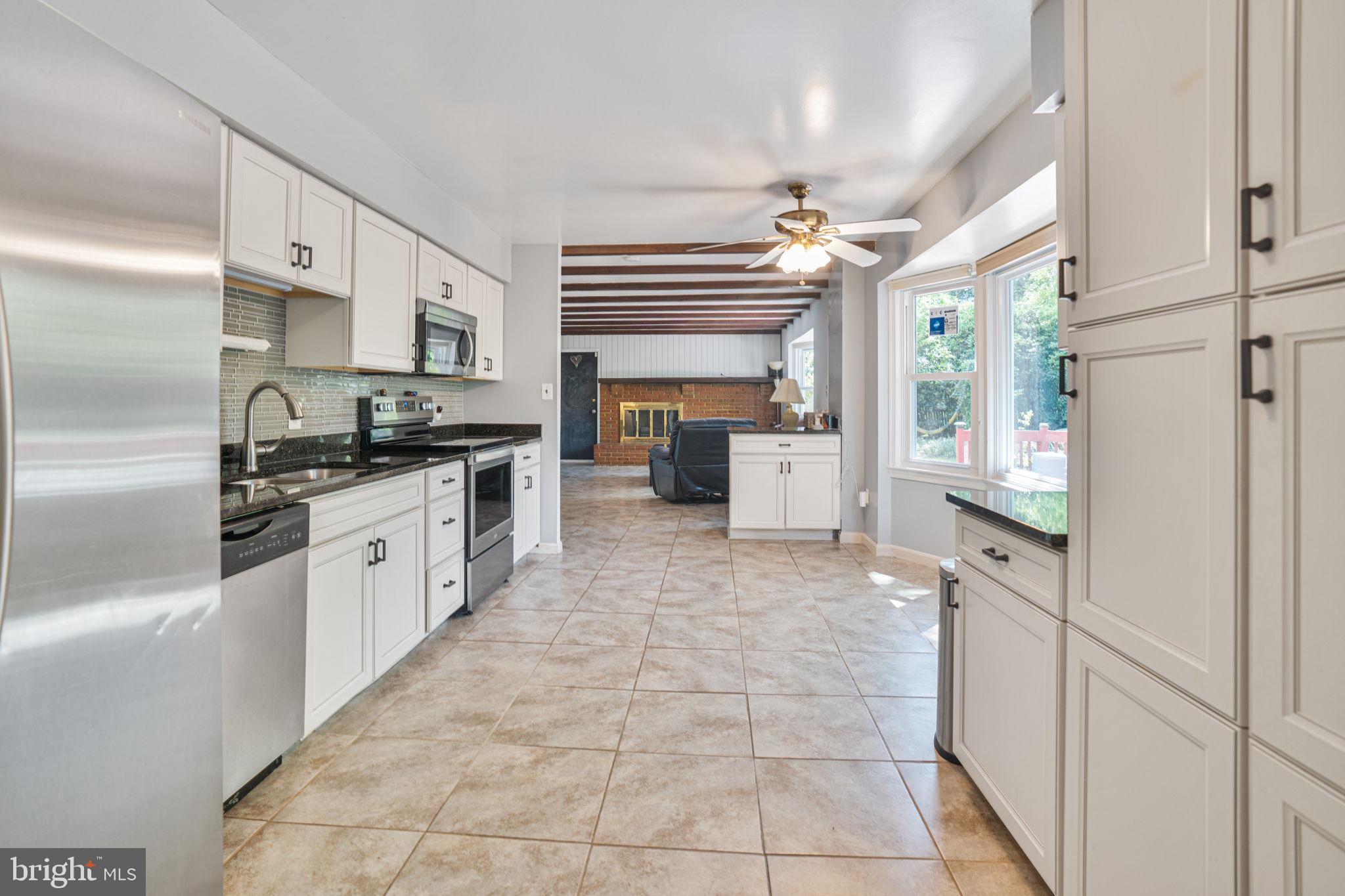 STONEGATE - Residential