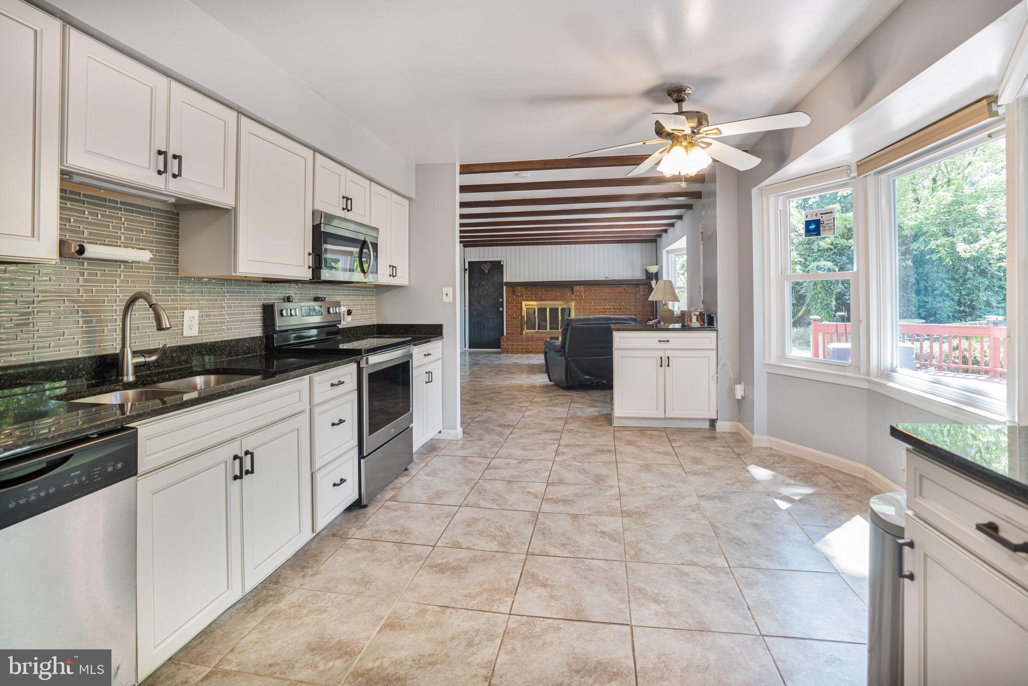 STONEGATE - Residential