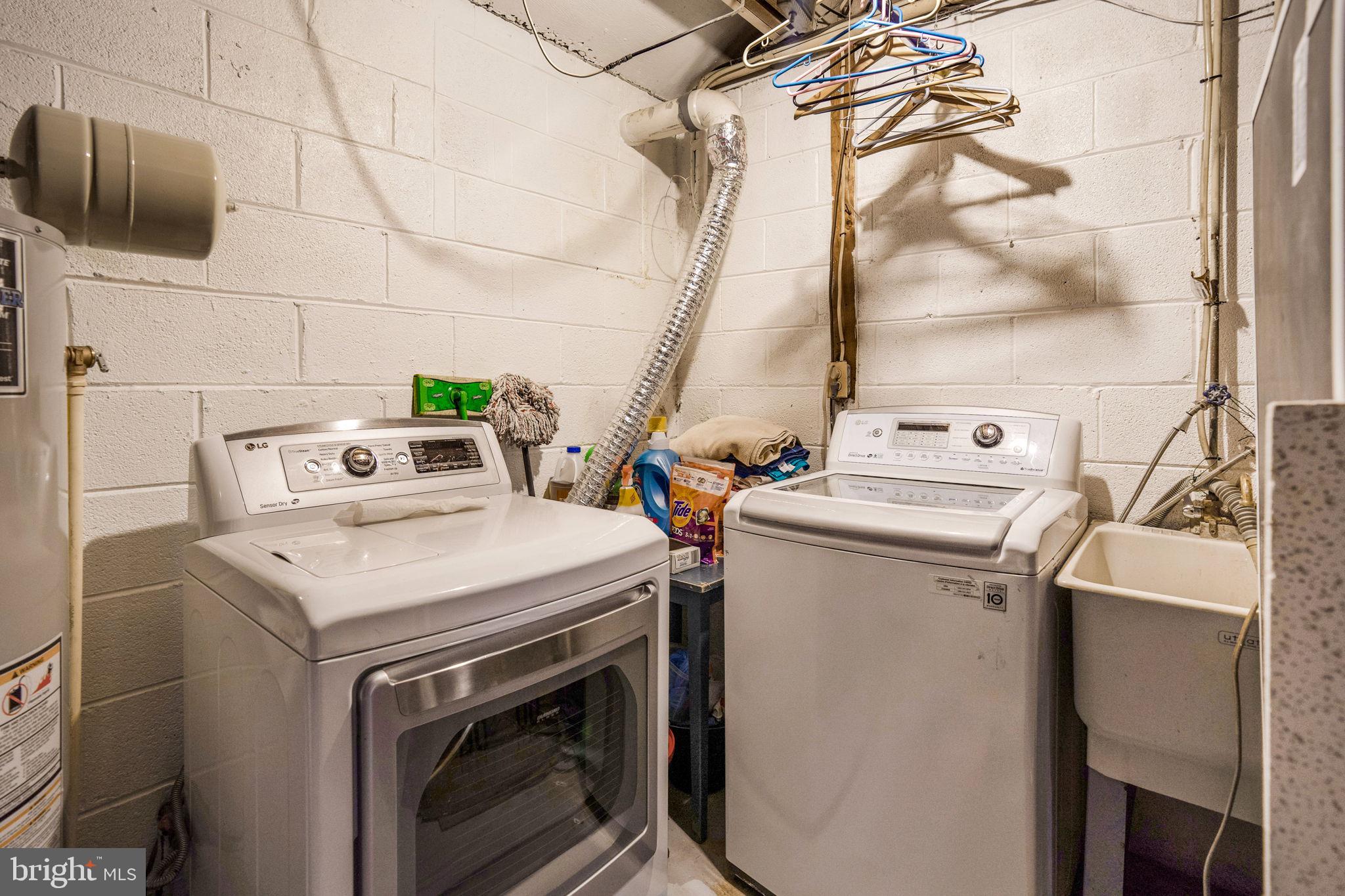 STONEGATE - Residential