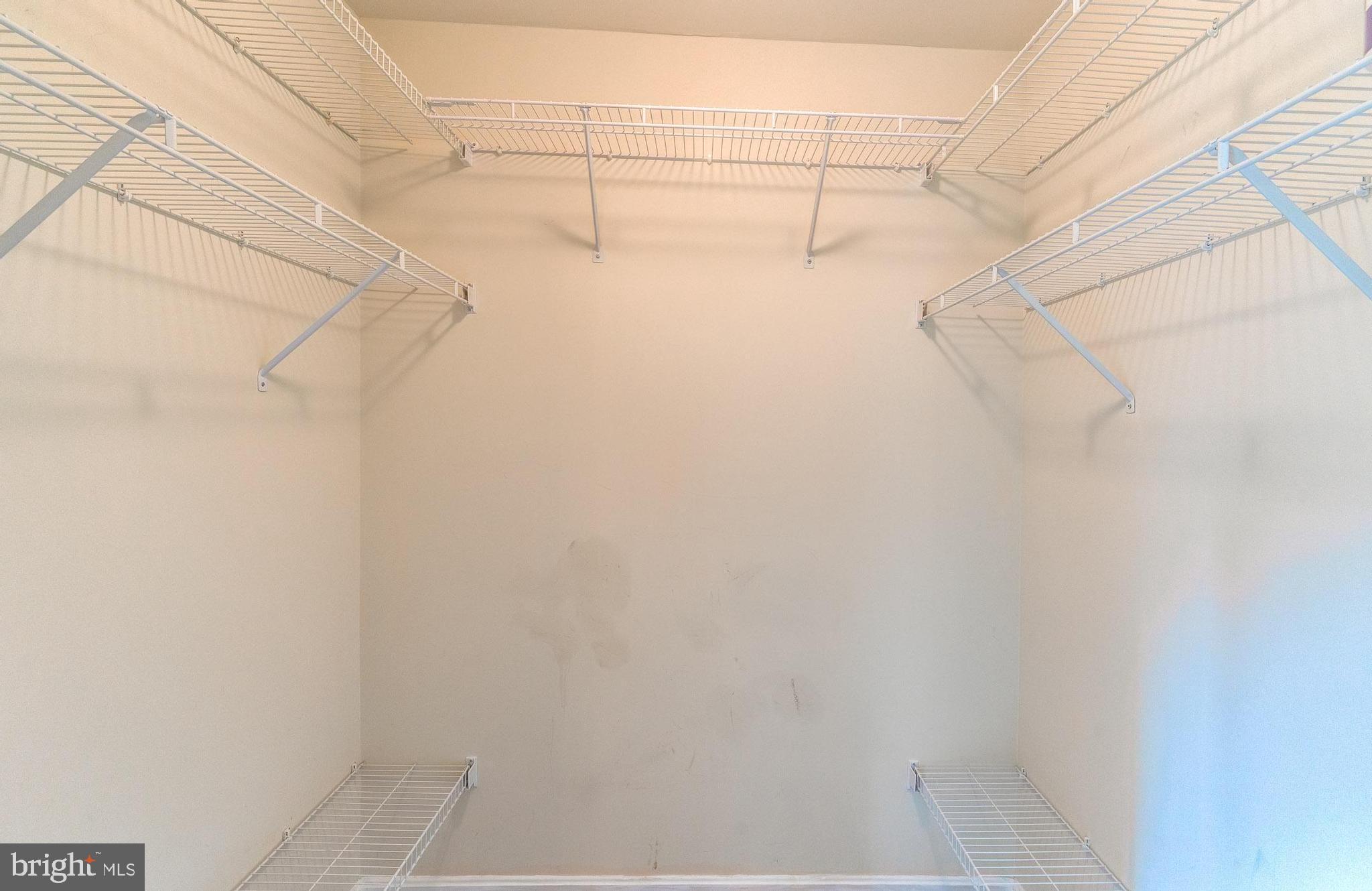 ELLENWOOD - Residential