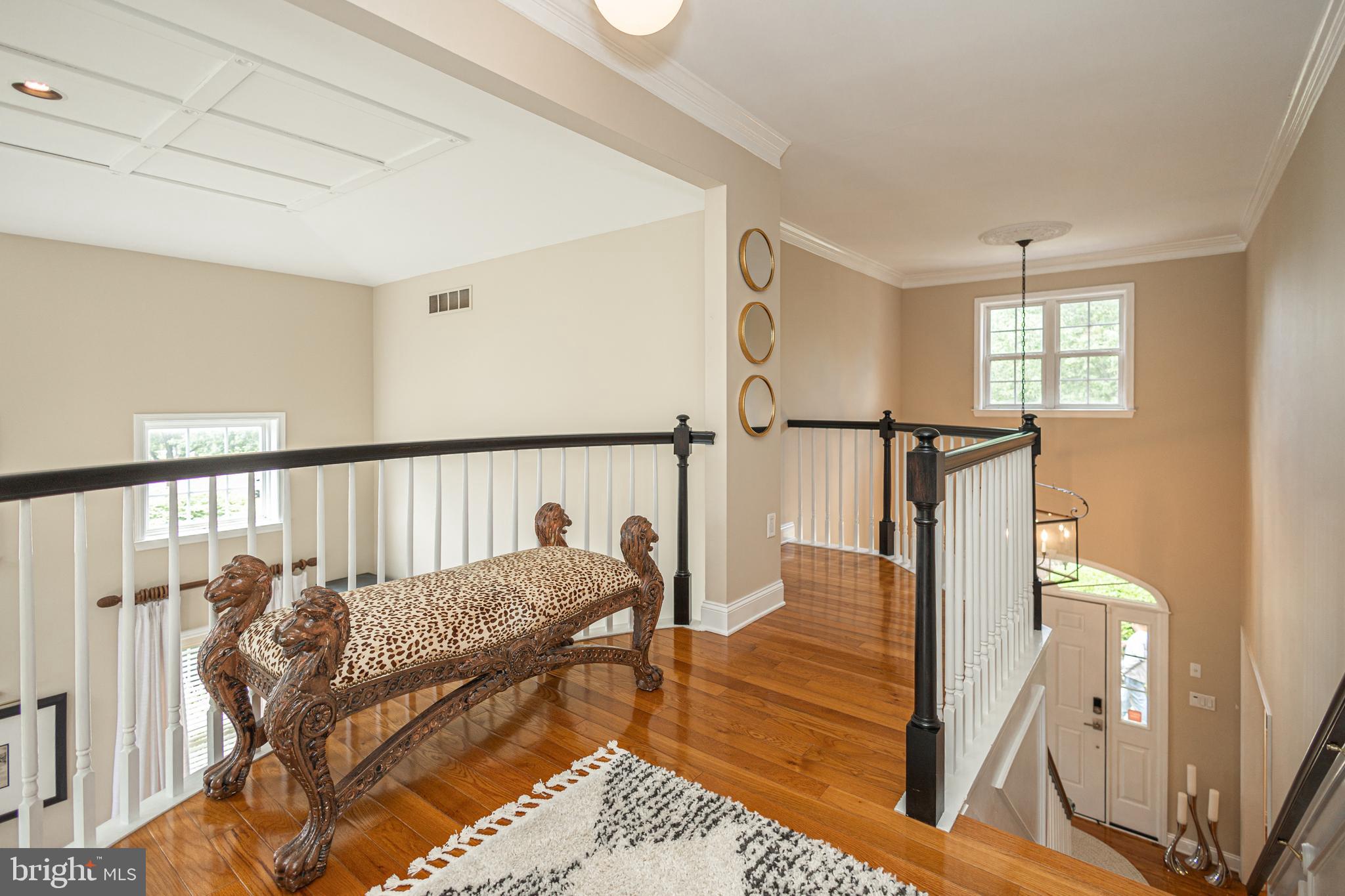 LONGSHORE ESTS - Residential