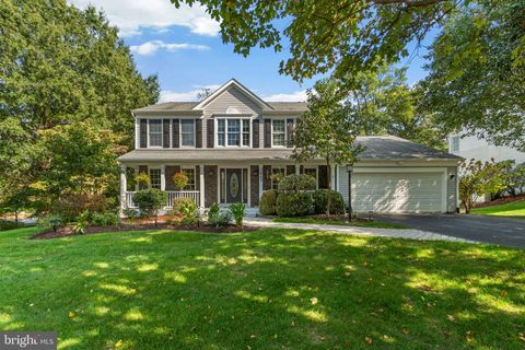 Photo of 7803 Breakstone Court, ELLICOTT CITY, MD 21043 (MLS # MDHW2062410)