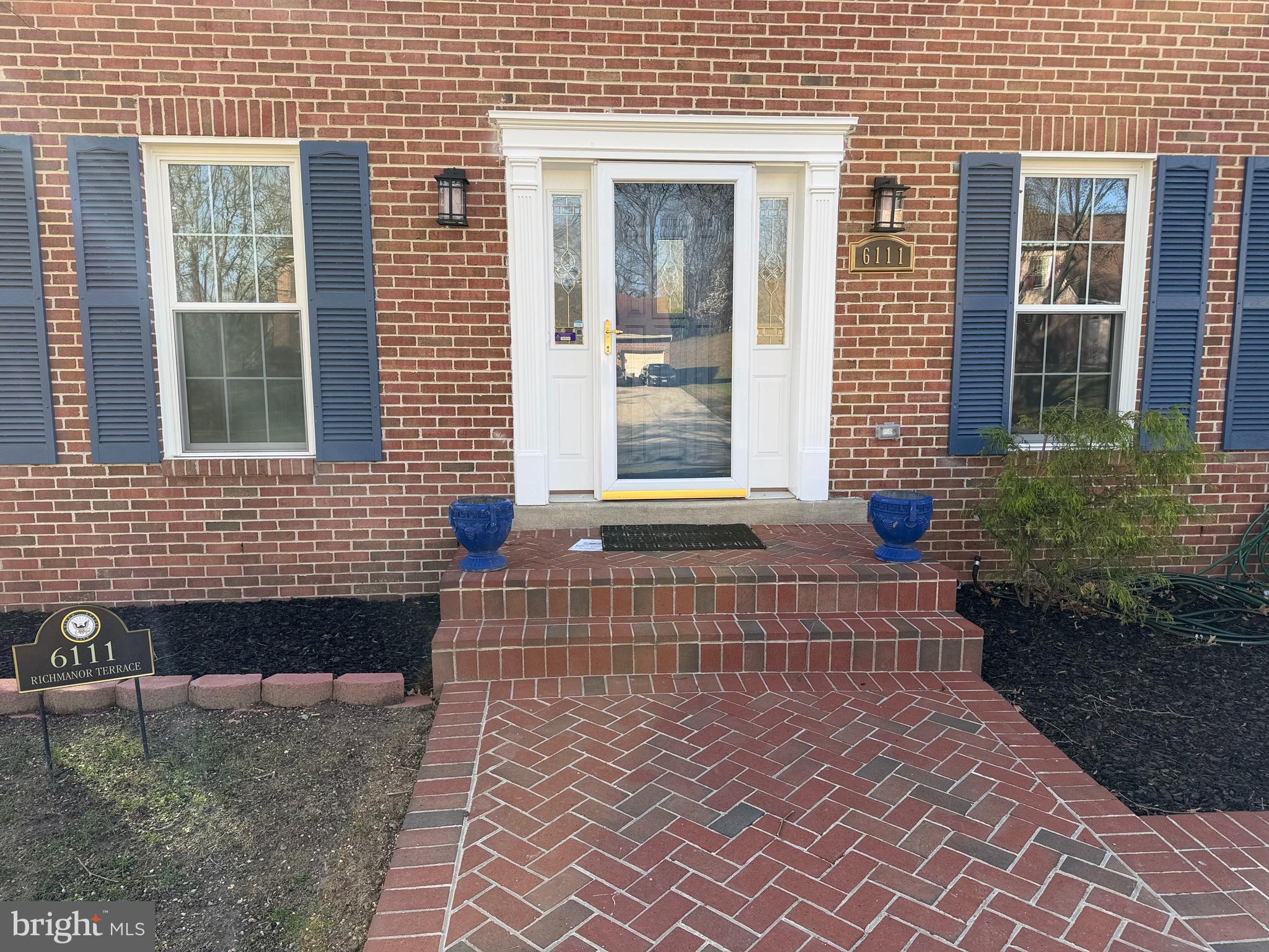 6111 RICHMANOR TERRACE