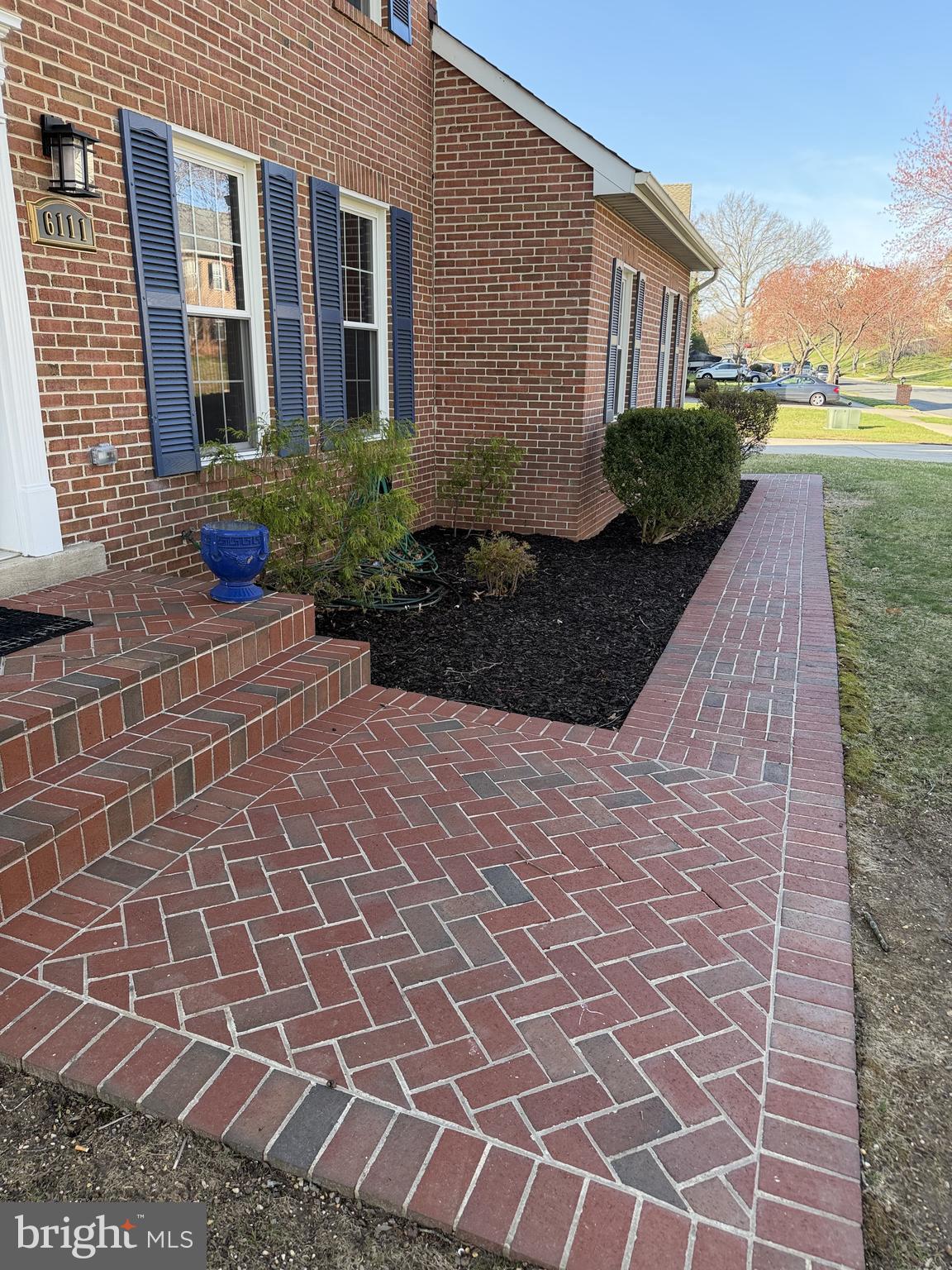 6111 RICHMANOR TERRACE