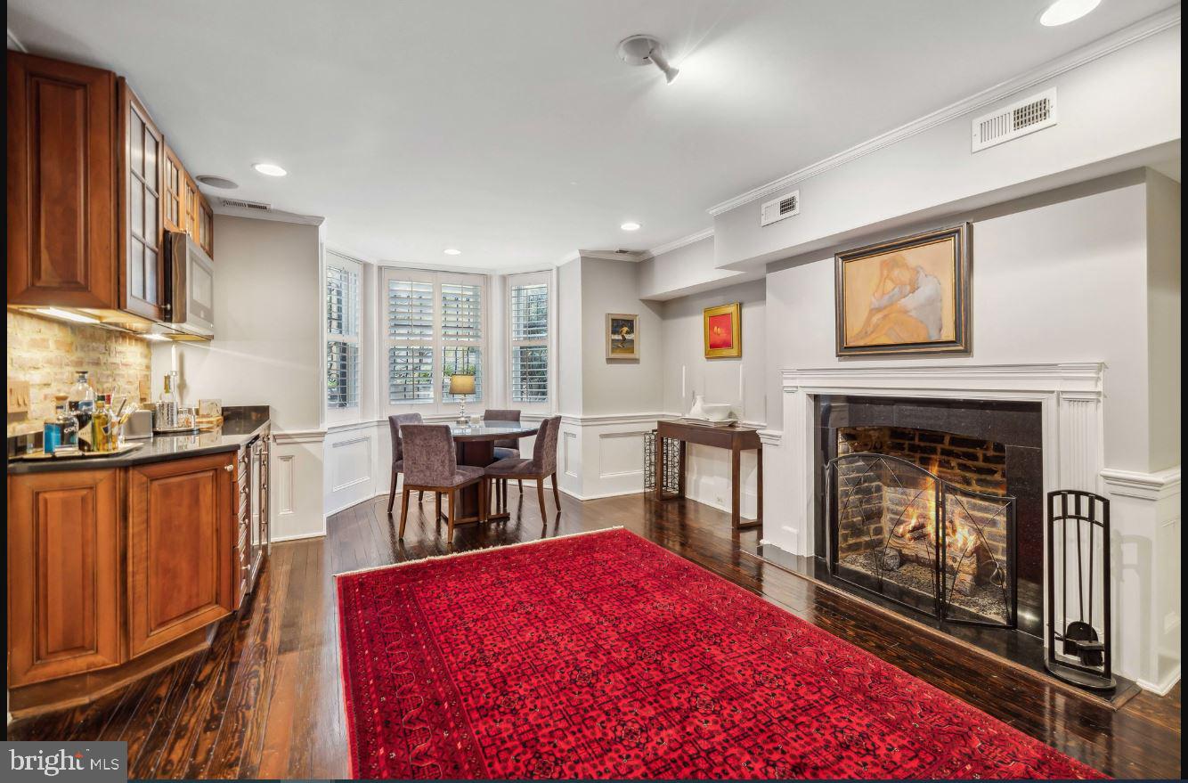 LOGAN CIRCLE - Residential