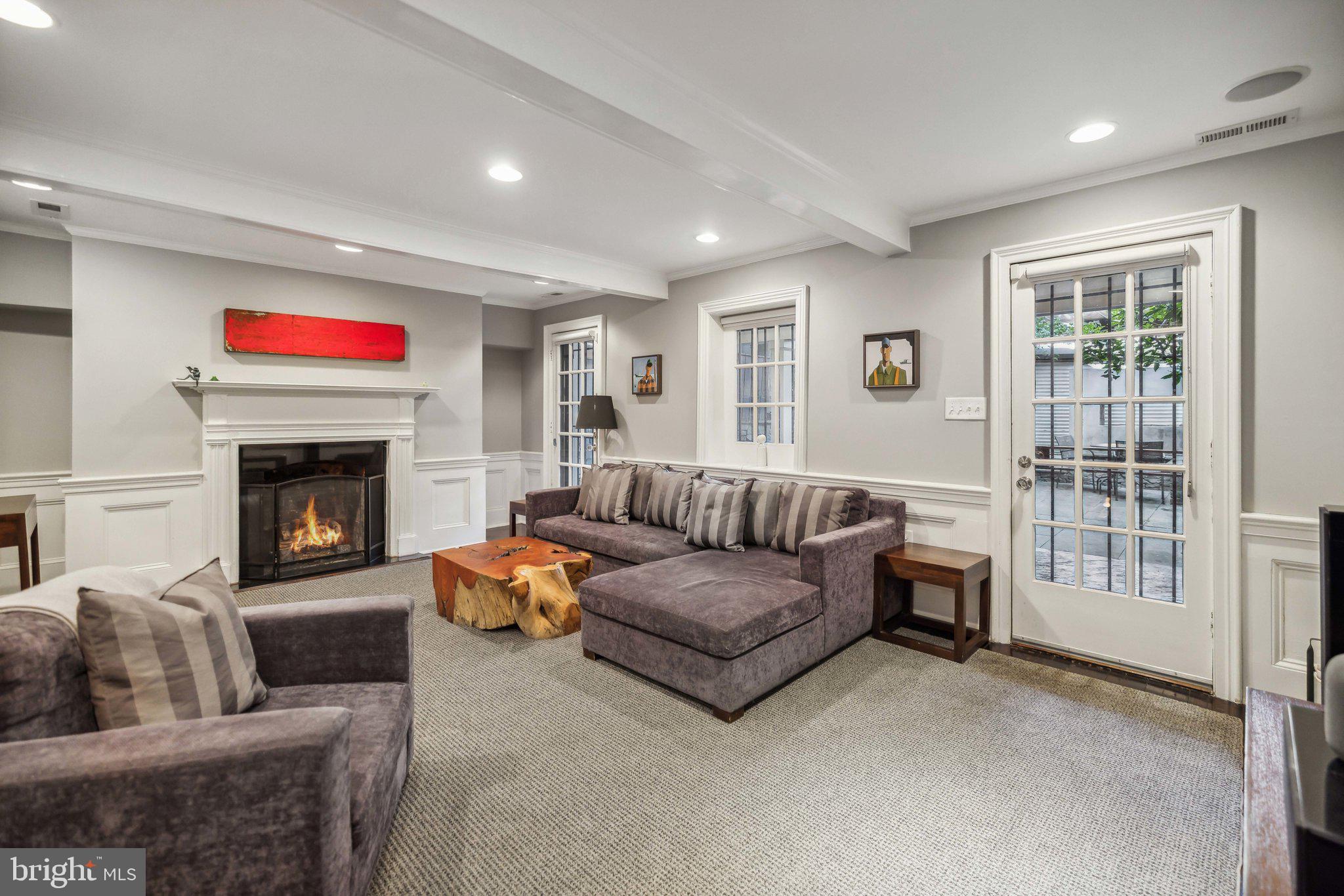LOGAN CIRCLE - Residential