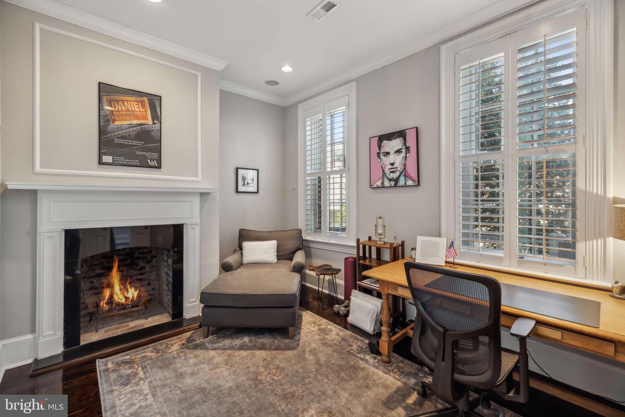 LOGAN CIRCLE - Residential