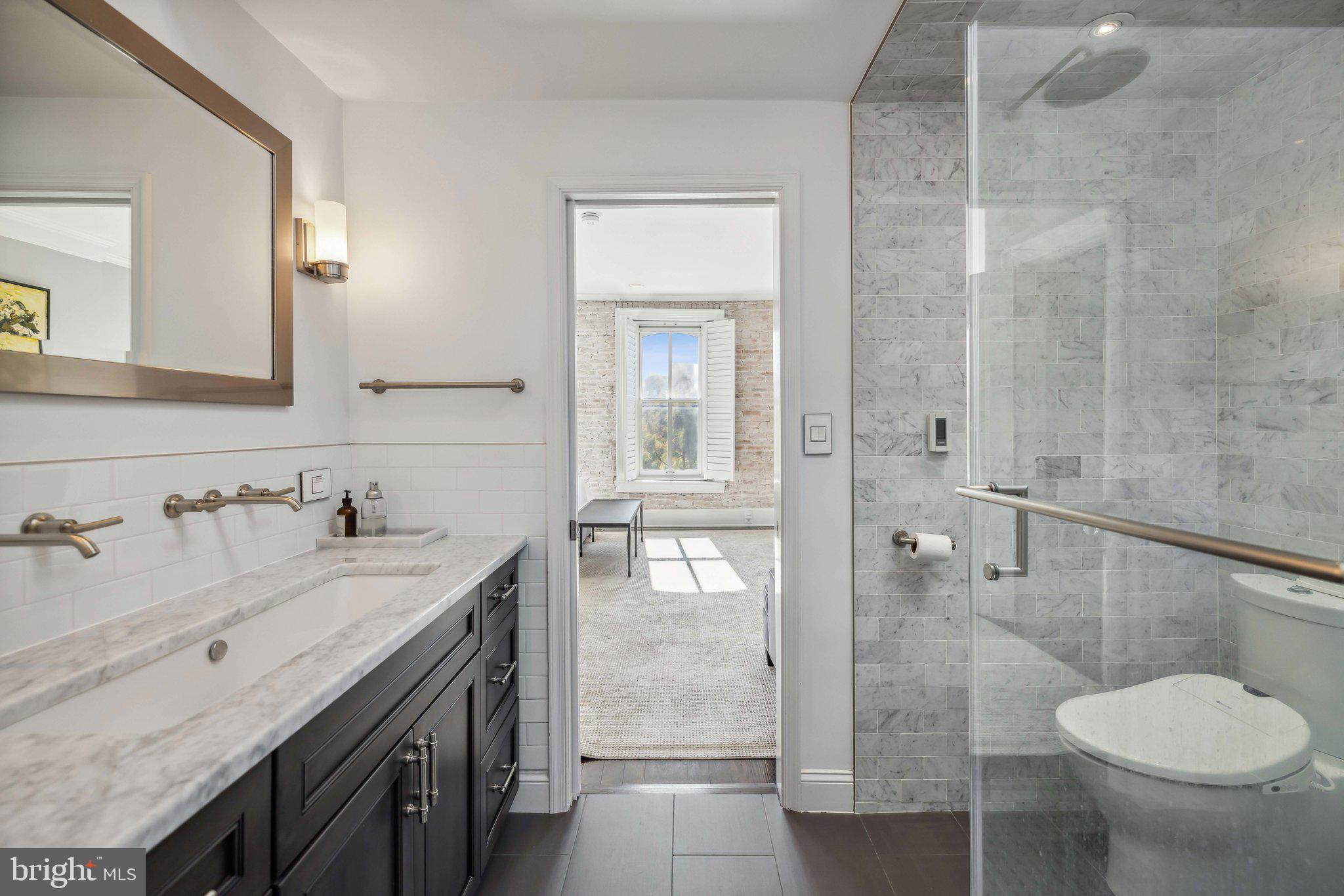 LOGAN CIRCLE - Residential