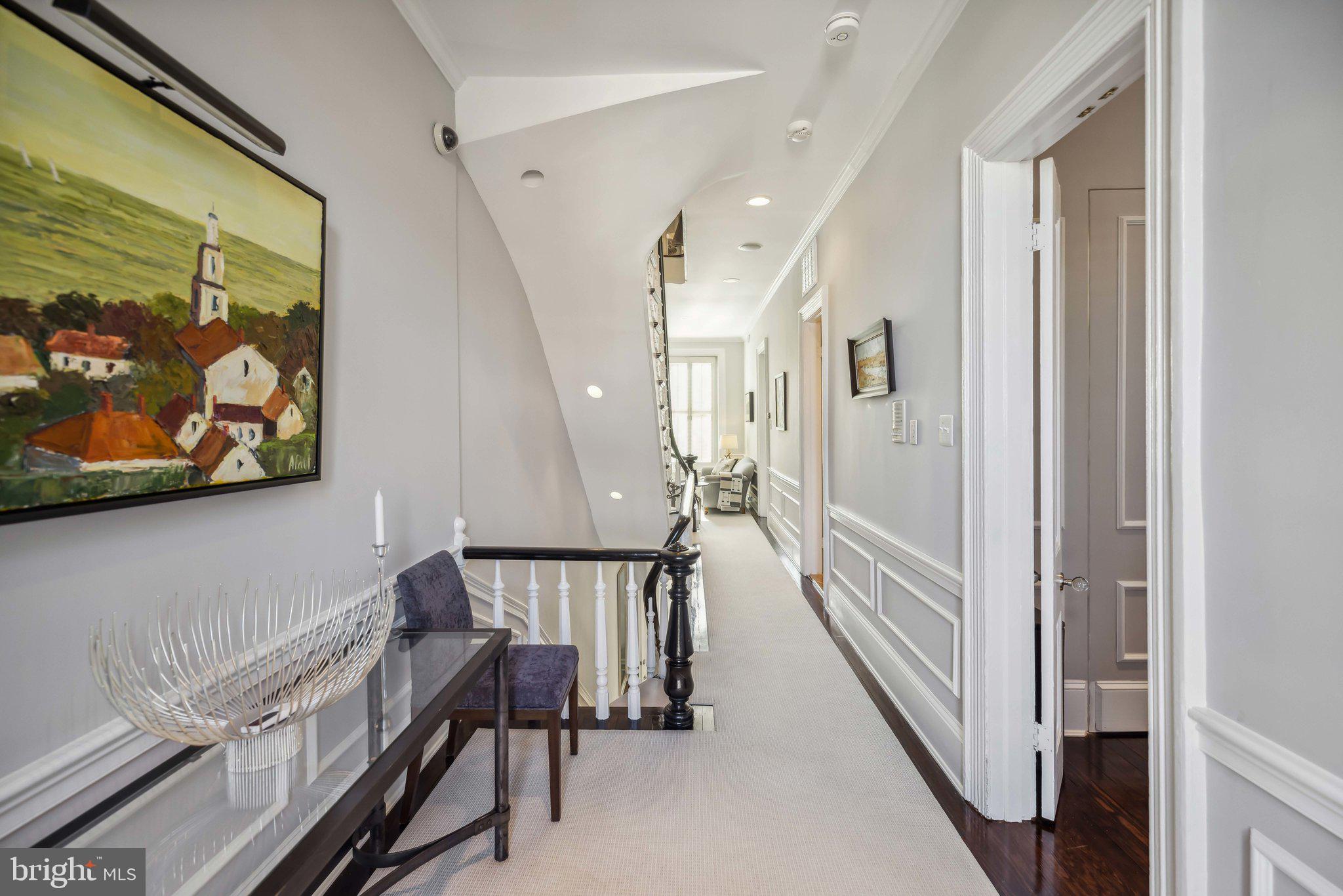 LOGAN CIRCLE - Residential