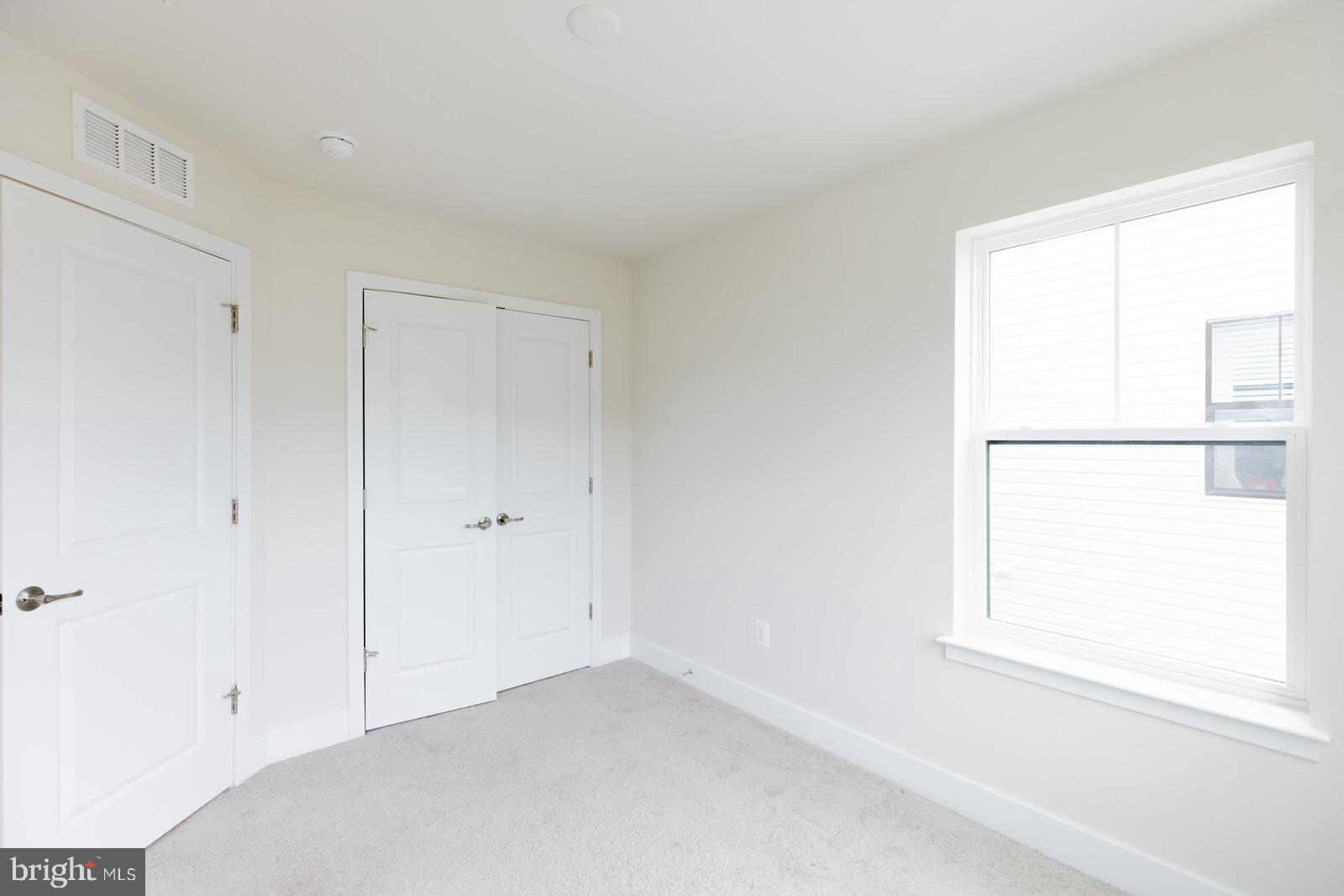 TANYARD SHORES - Residential