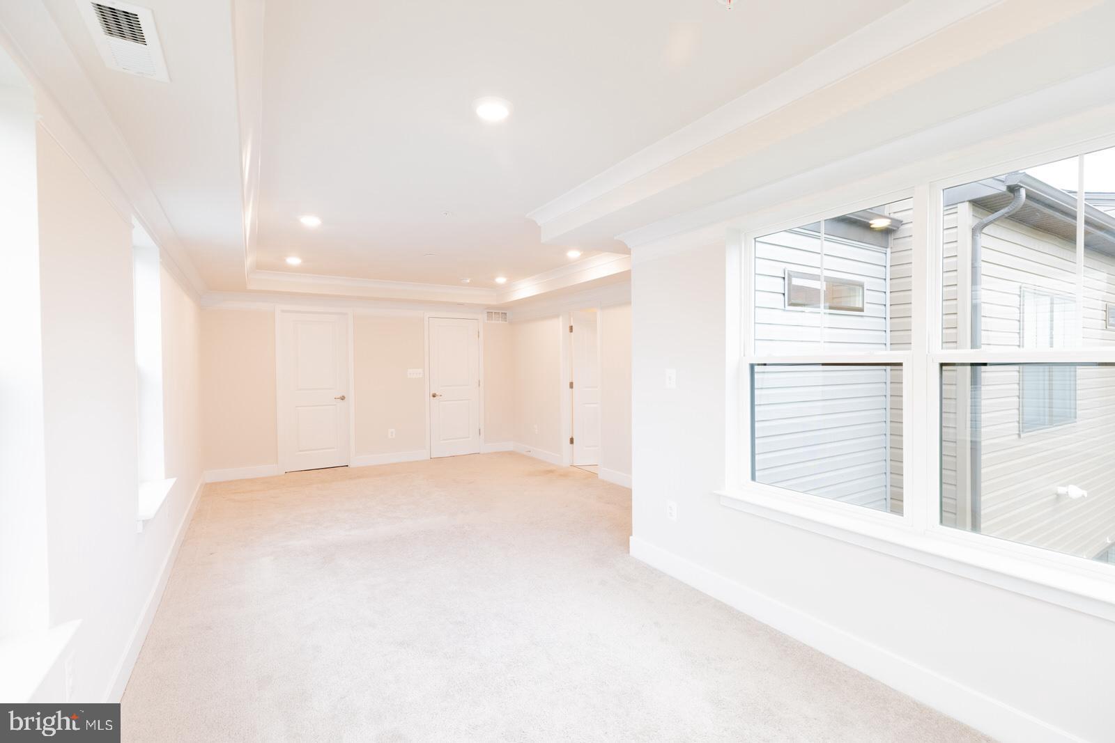 TANYARD SHORES - Residential