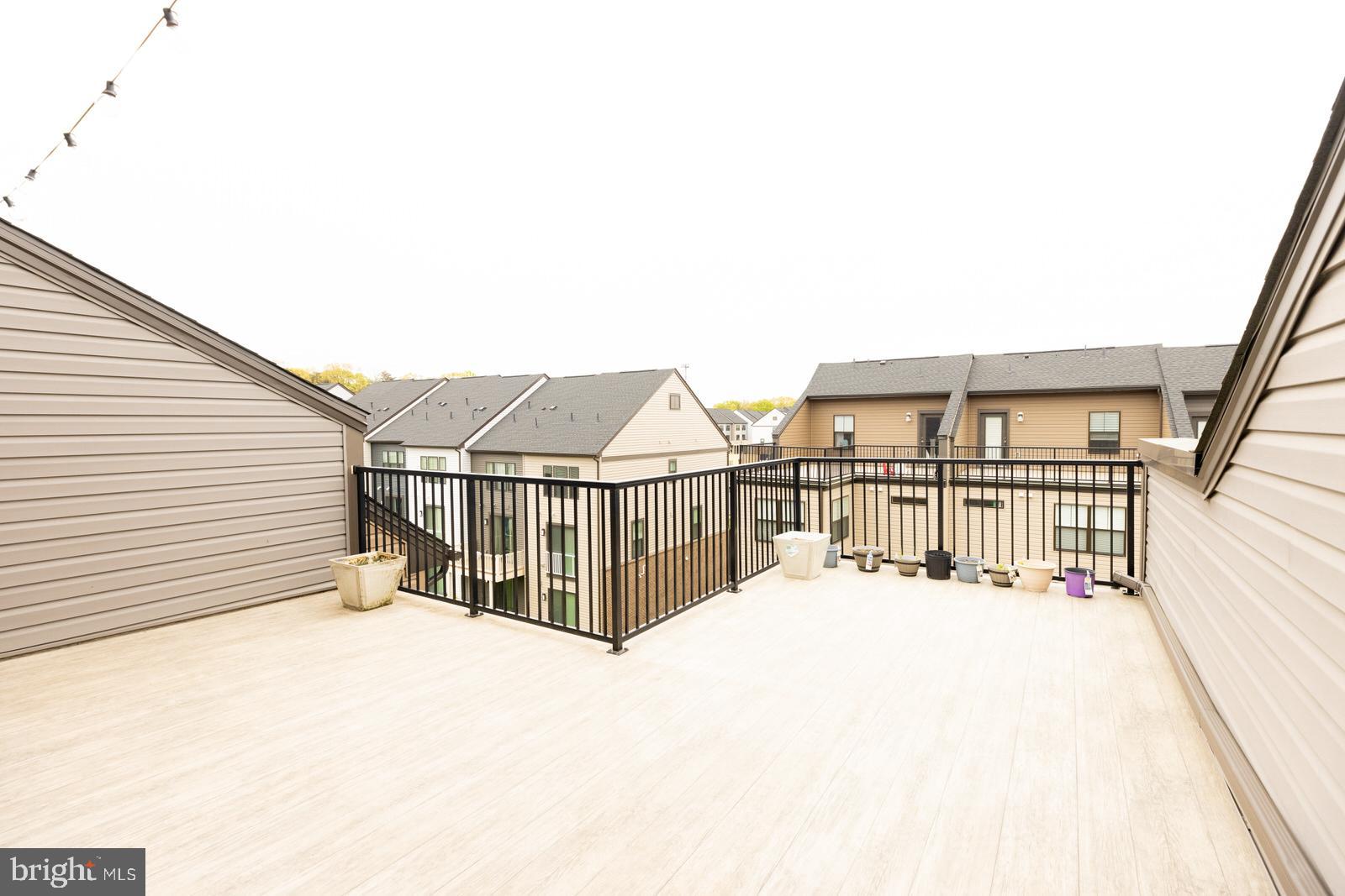 TANYARD SHORES - Residential