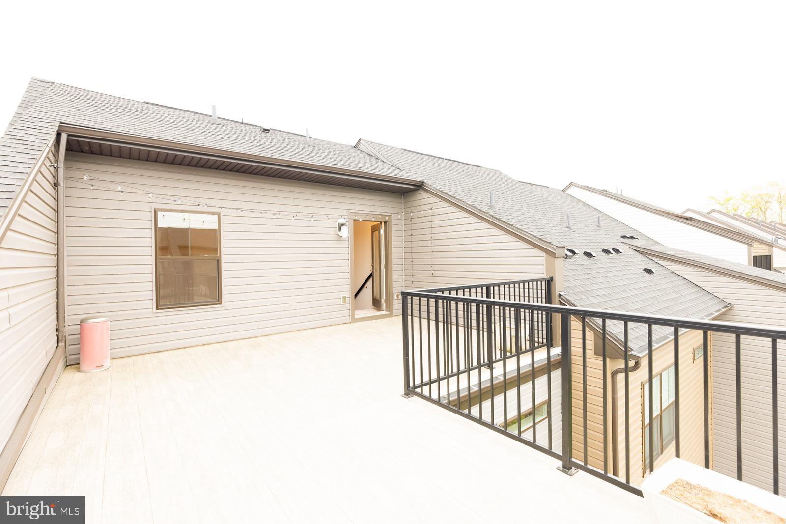 TANYARD SHORES - Residential