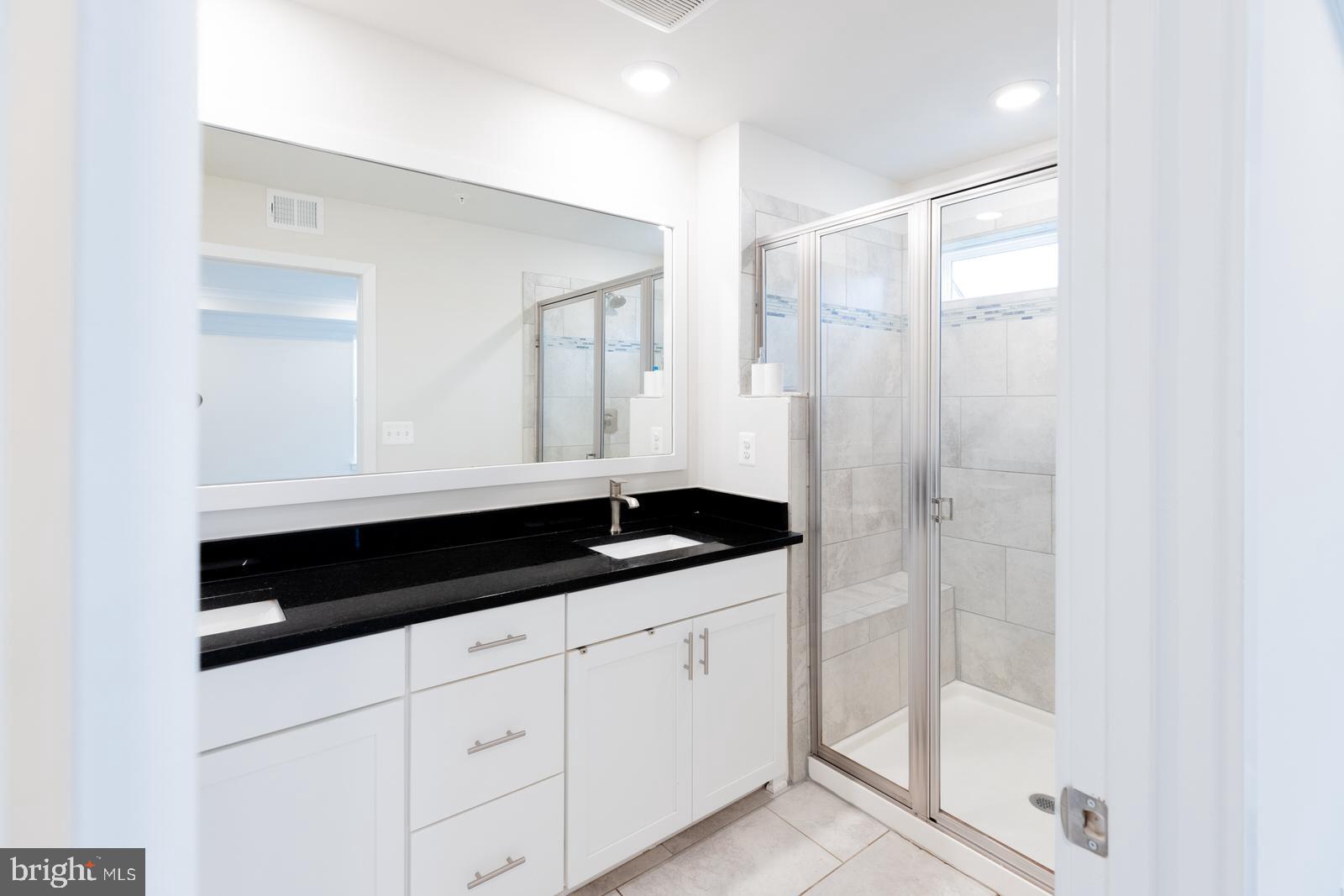 TANYARD SHORES - Residential