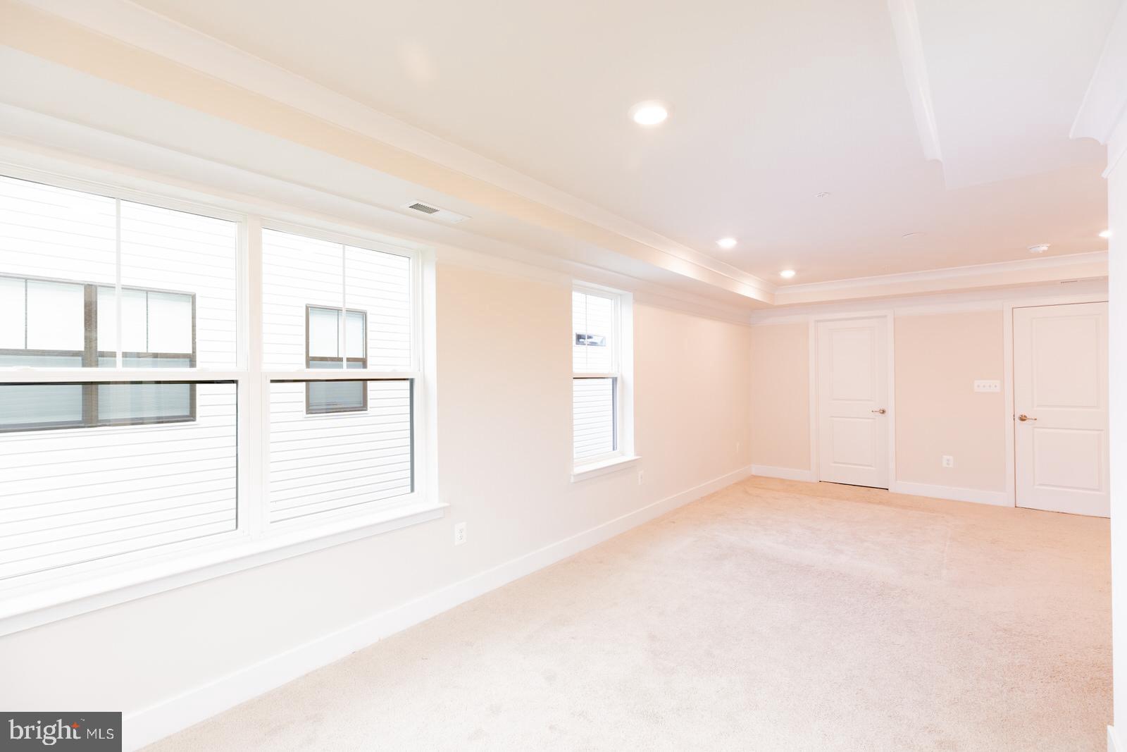 TANYARD SHORES - Residential