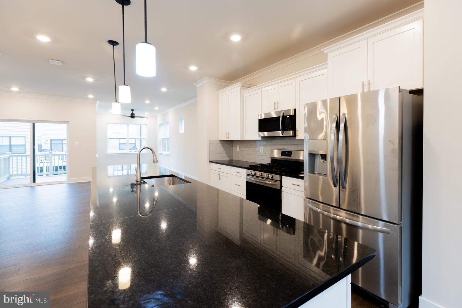 TANYARD SHORES - Residential