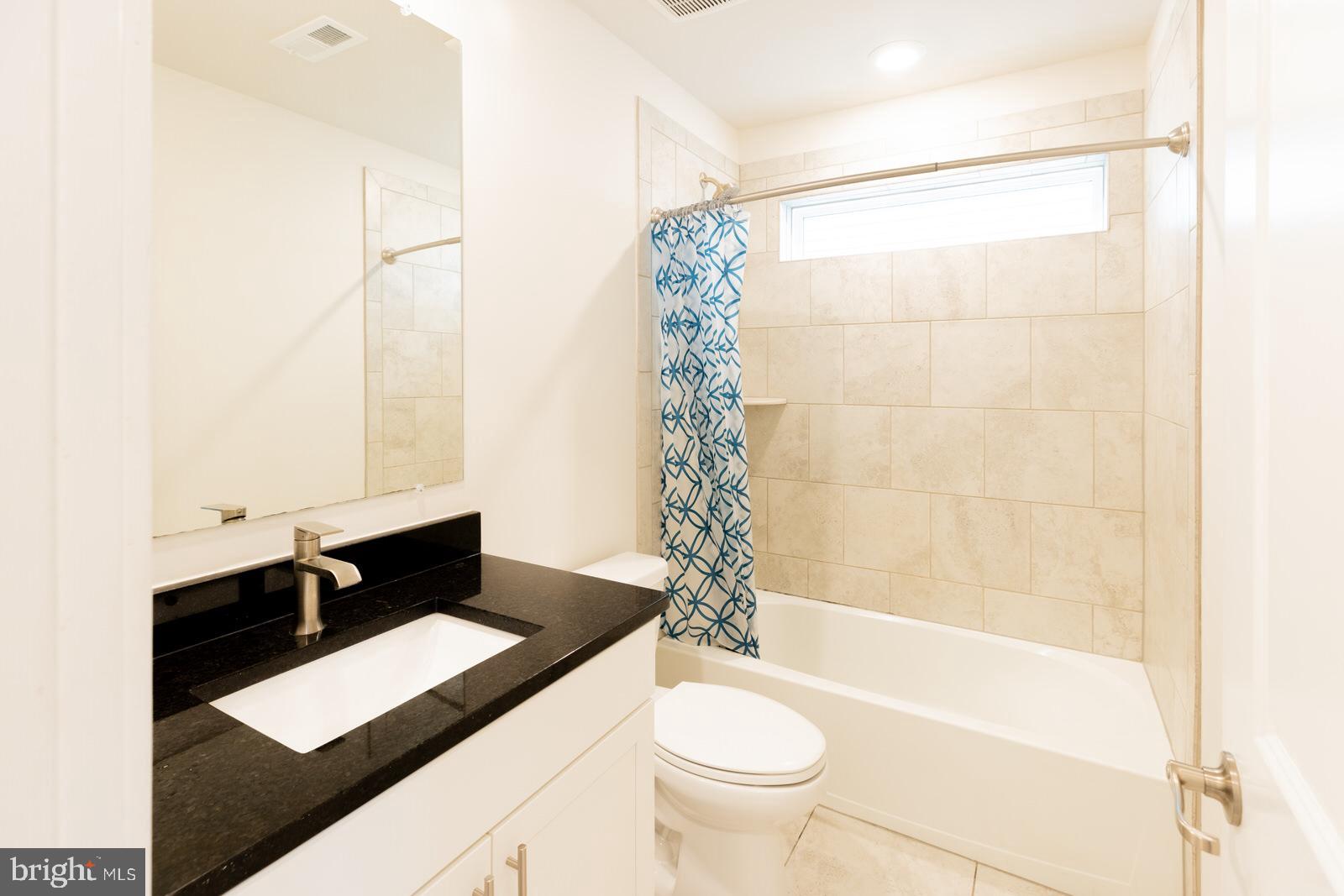 TANYARD SHORES - Residential