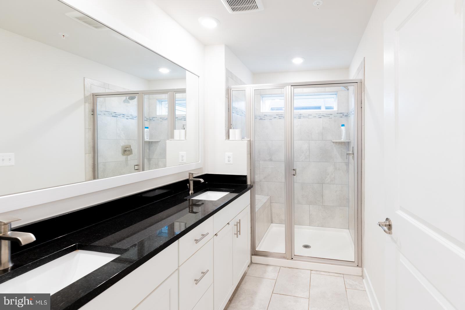 TANYARD SHORES - Residential