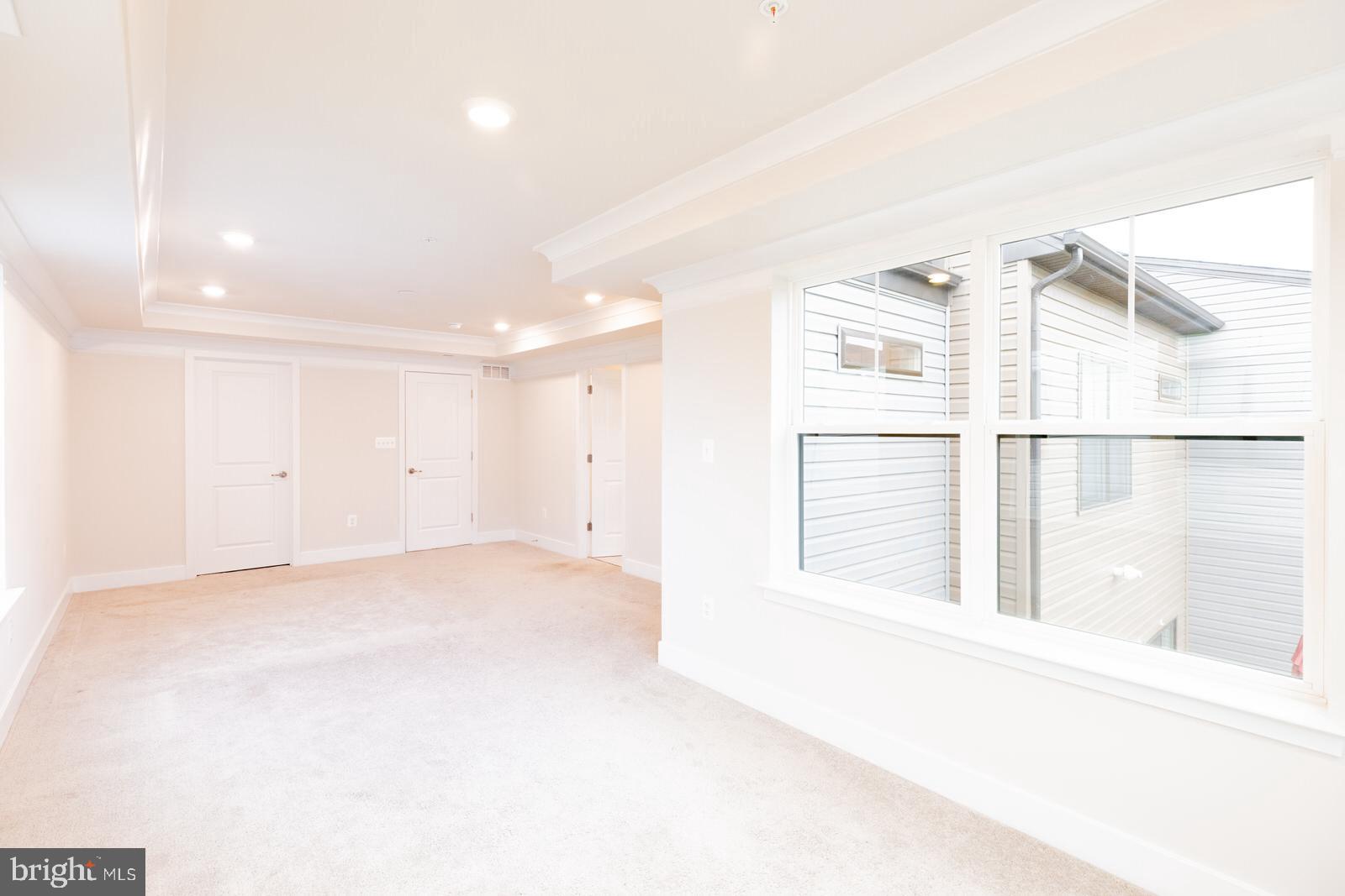 TANYARD SHORES - Residential