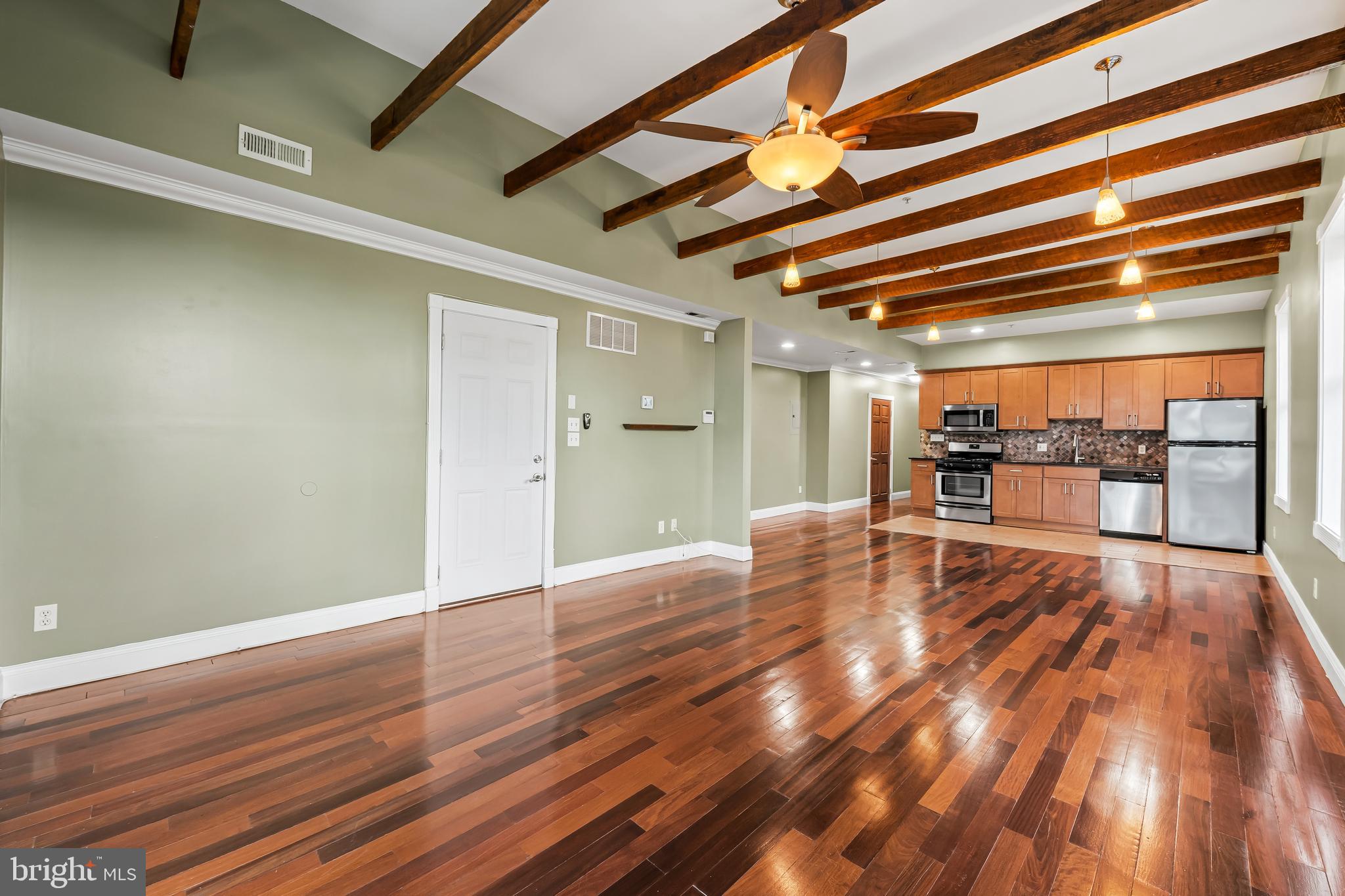 2204 PARK AVENUE 302