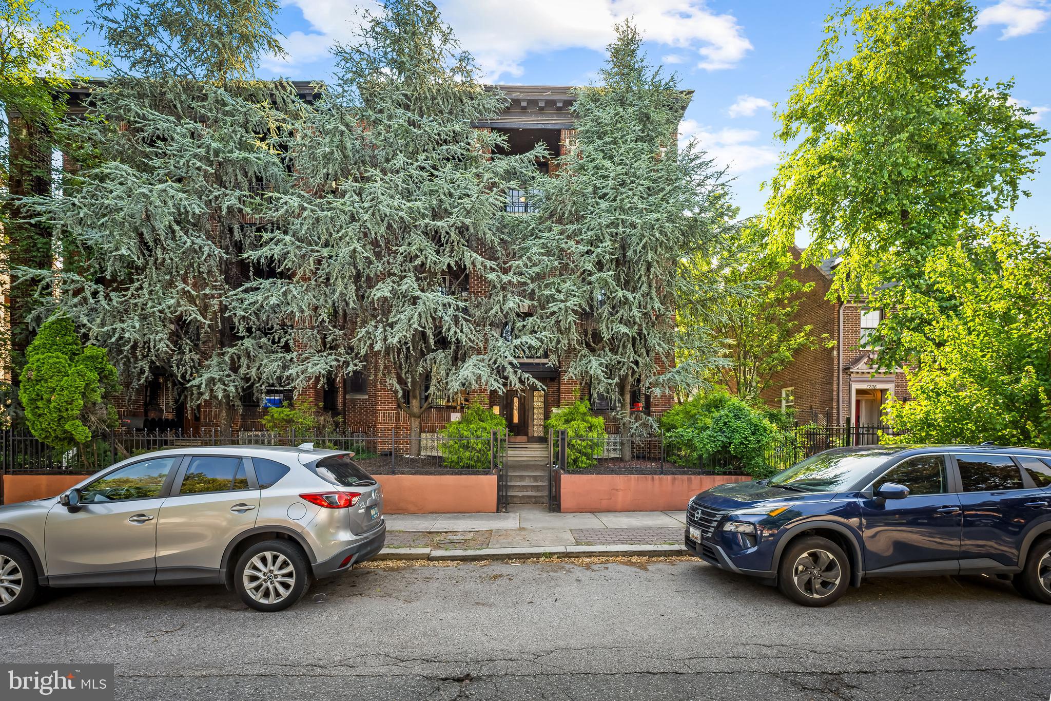 2204 PARK AVENUE 302