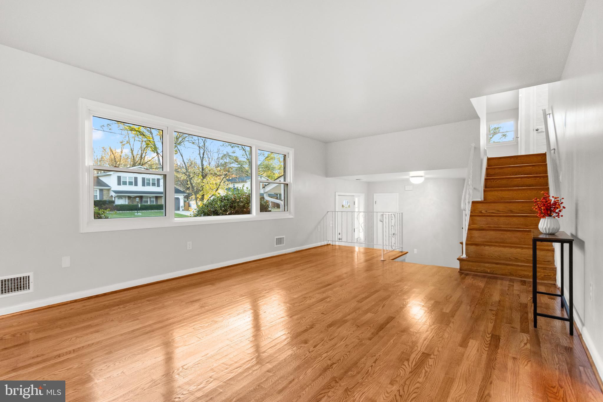 NORTHAMPTON - Residential