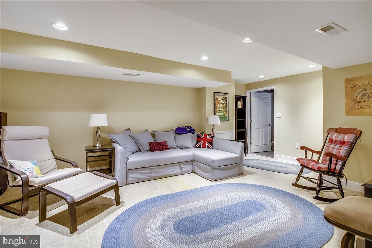 EDNOR GARDENS HISTORIC DISTRICT - Residential