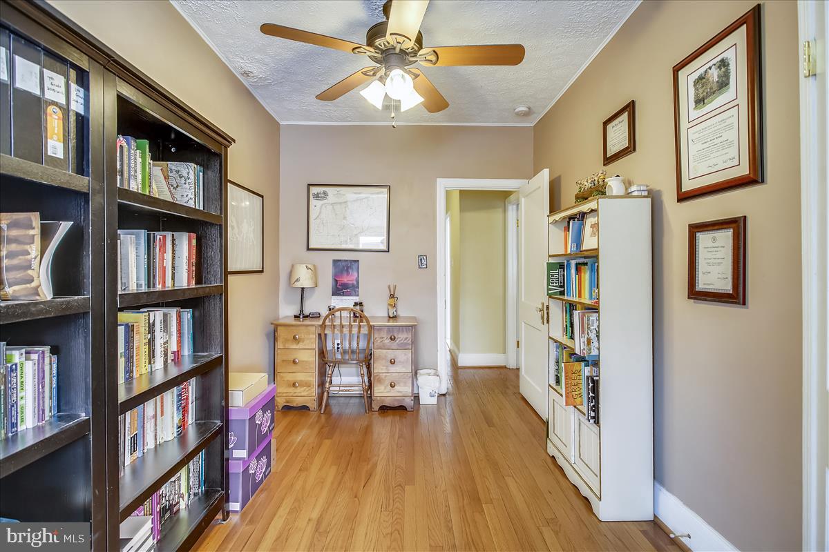 EDNOR GARDENS HISTORIC DISTRICT - Residential