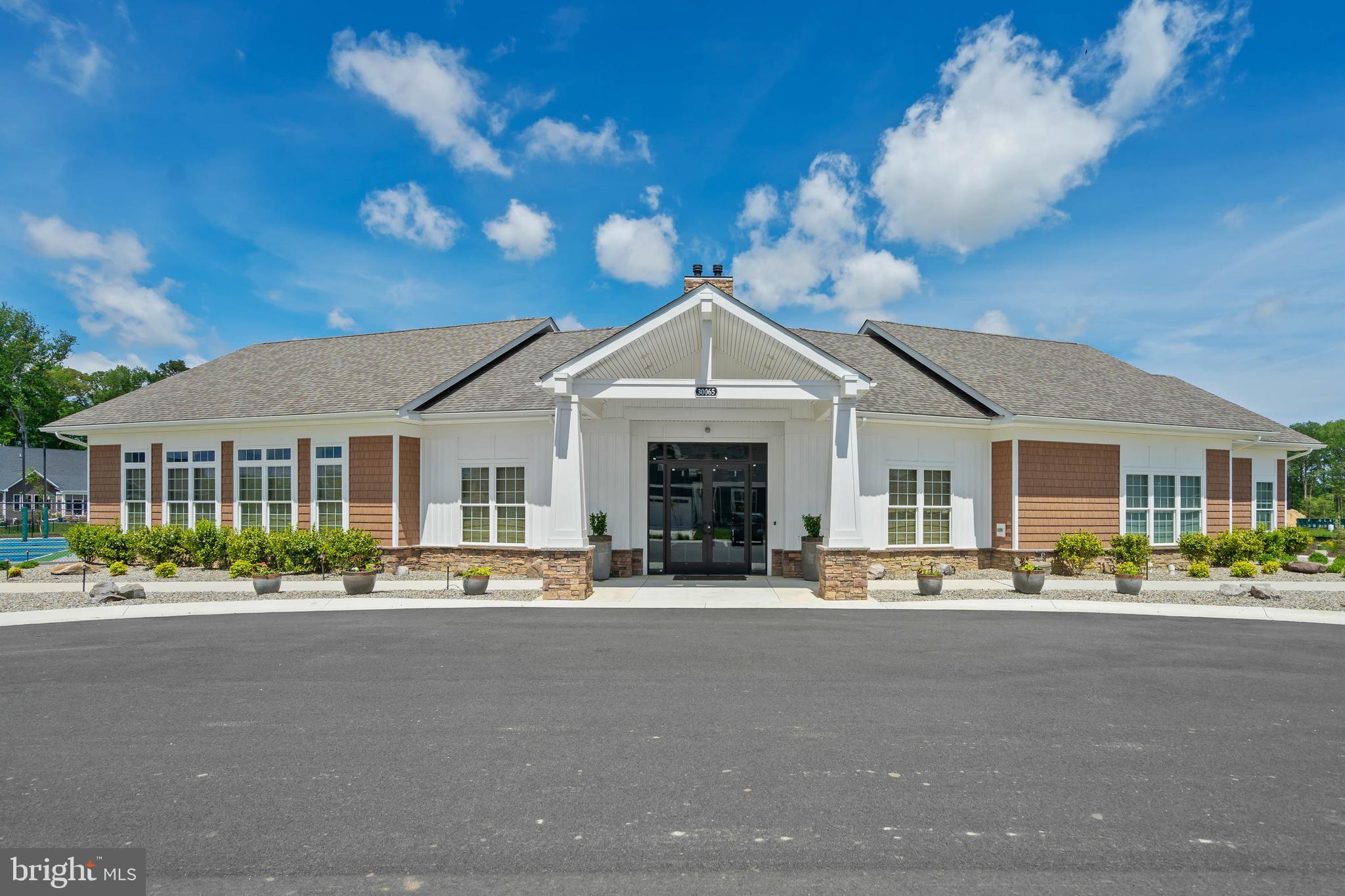 CHASE OAKS - Residential