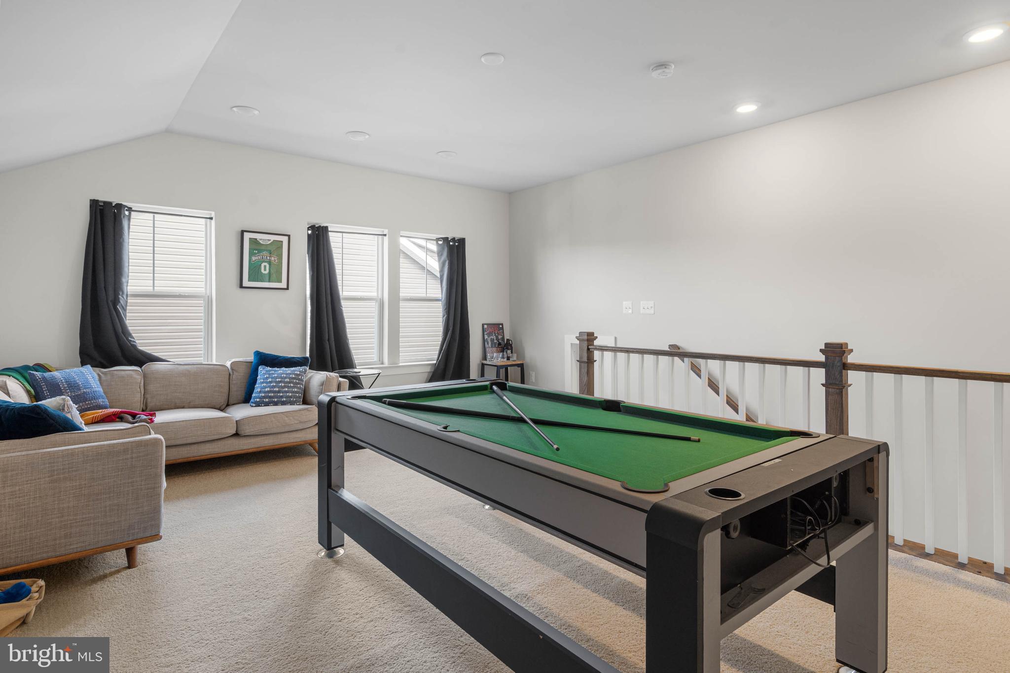 CHASE OAKS - Residential