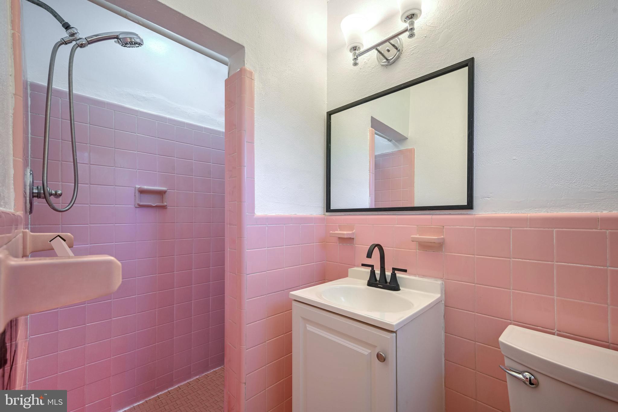 ROCK CREEK ESTATES - Residential