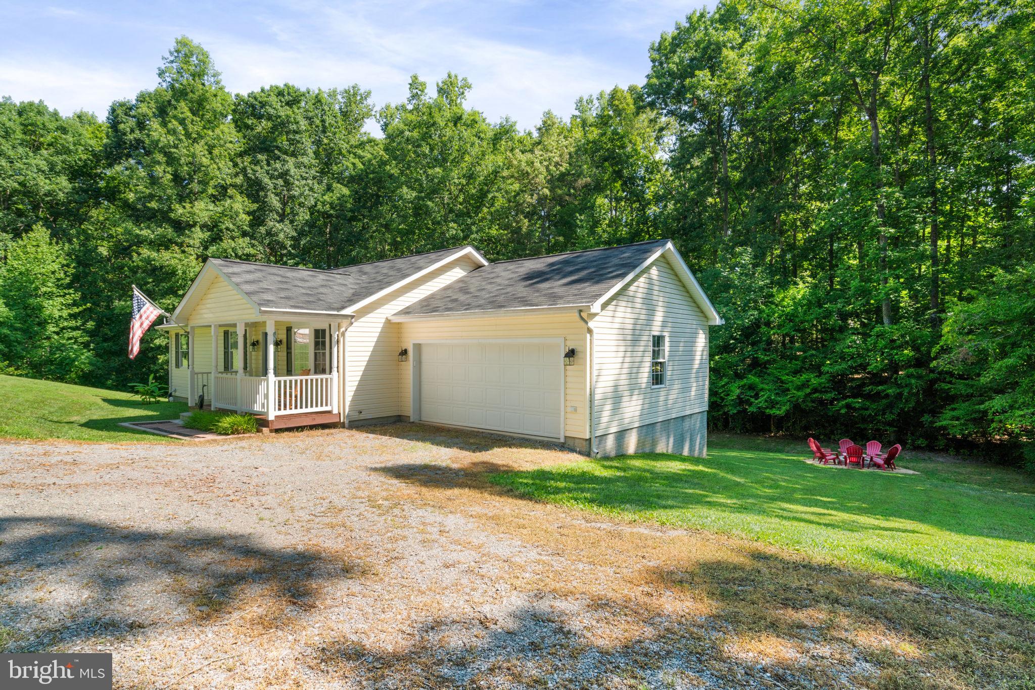 SUNNING HILLS - Residential