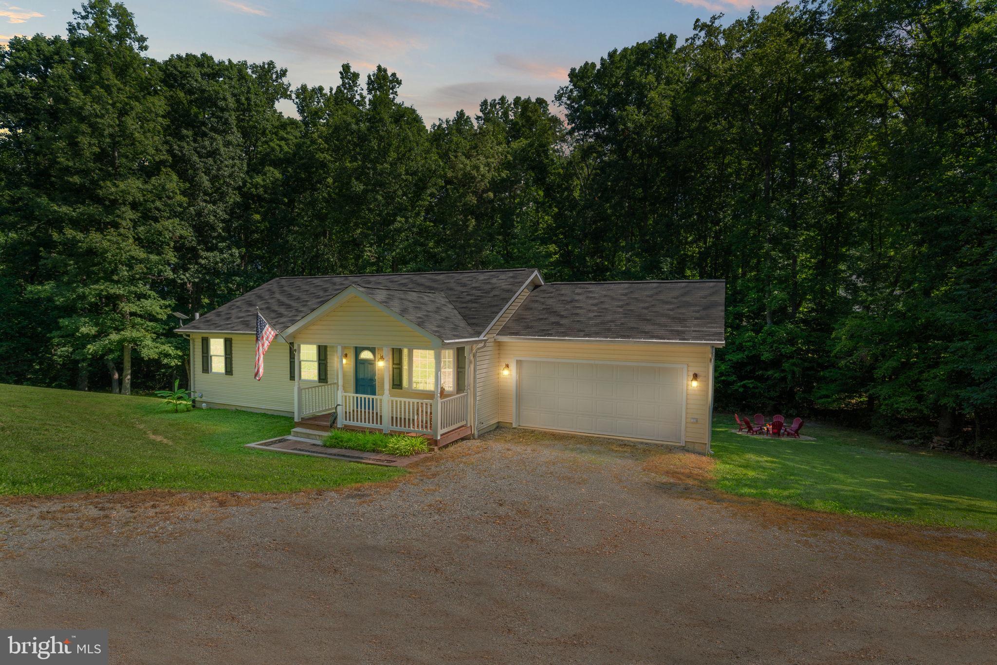 SUNNING HILLS - Residential