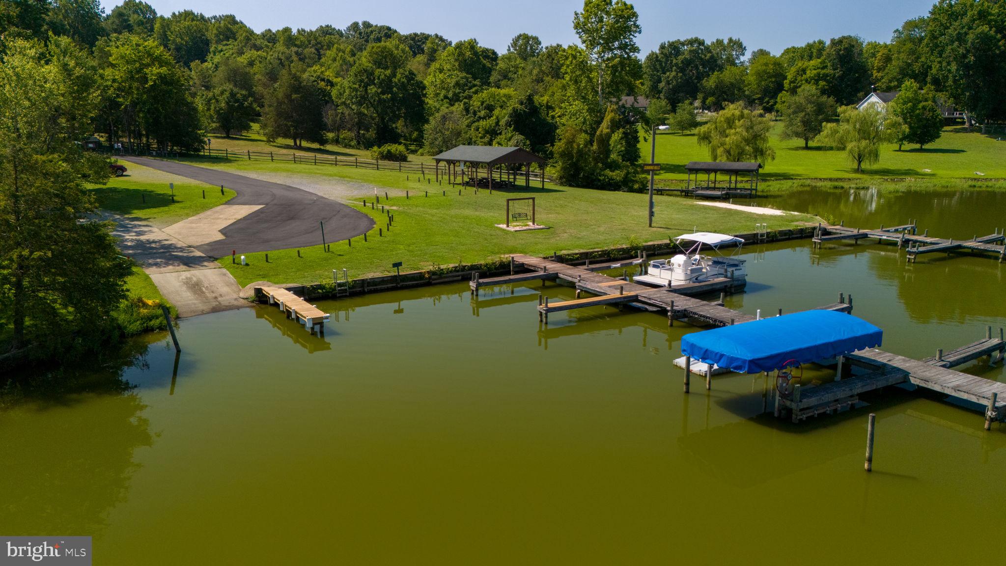 SUNNING HILLS - Residential