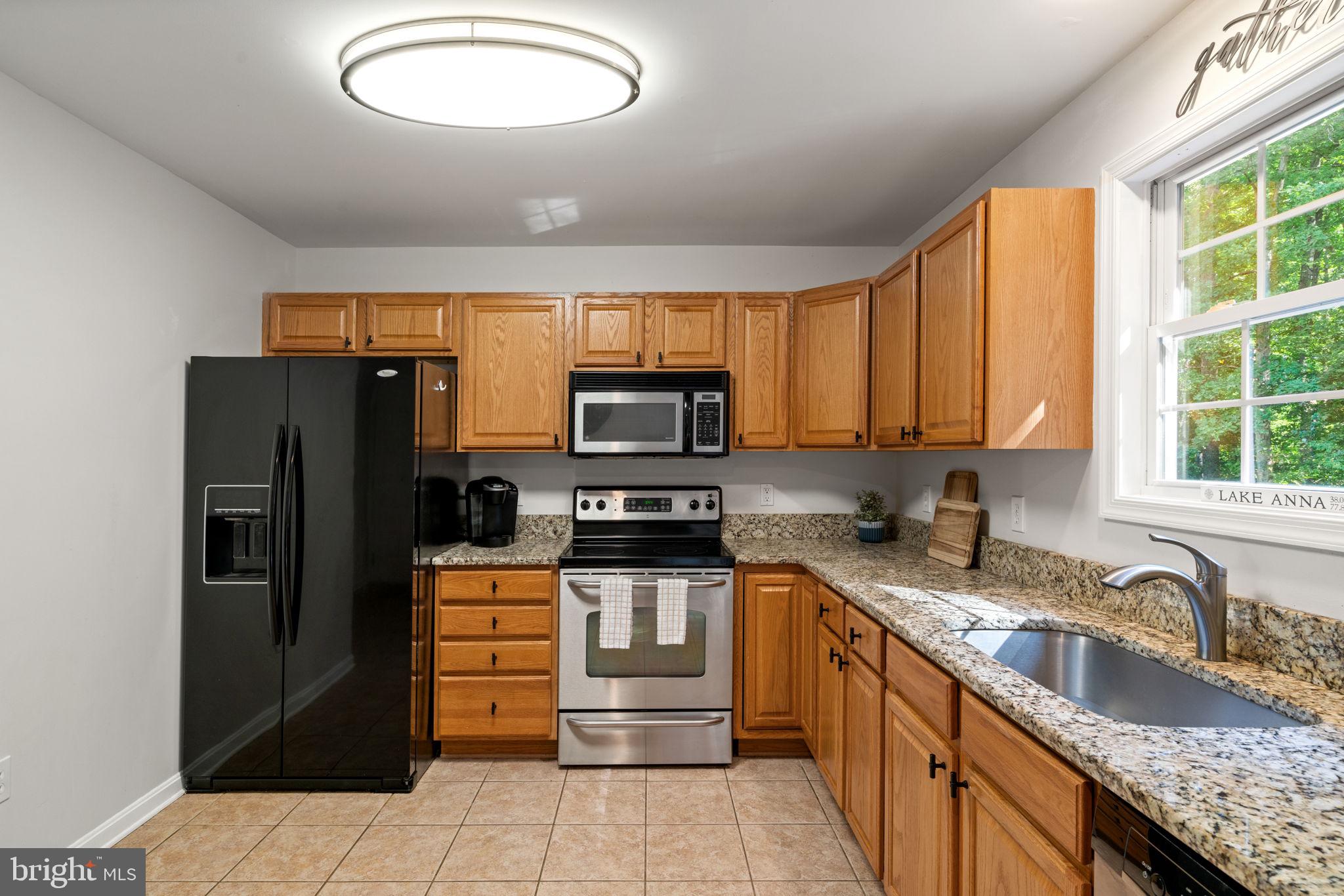 SUNNING HILLS - Residential