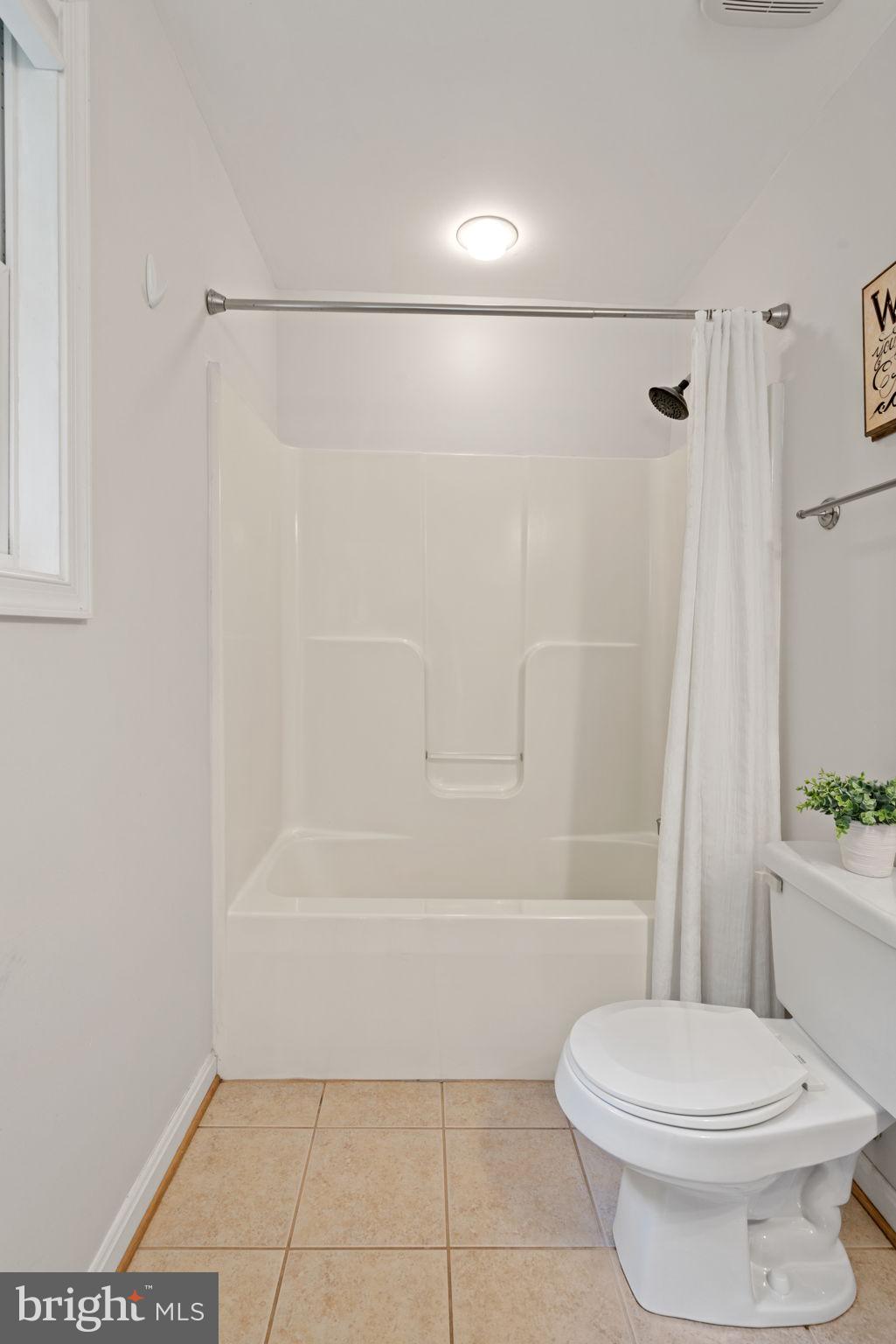 SUNNING HILLS - Residential