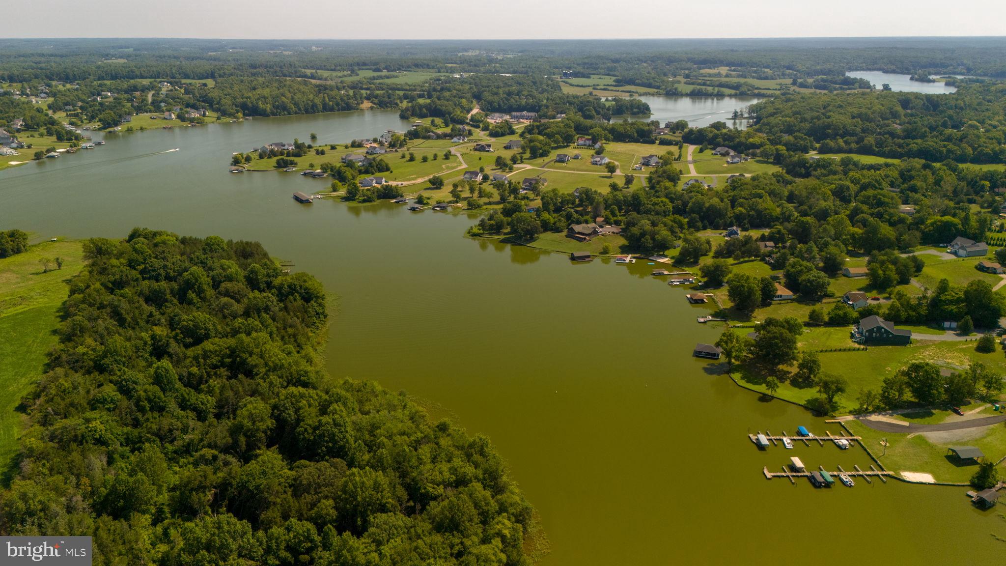 SUNNING HILLS - Residential