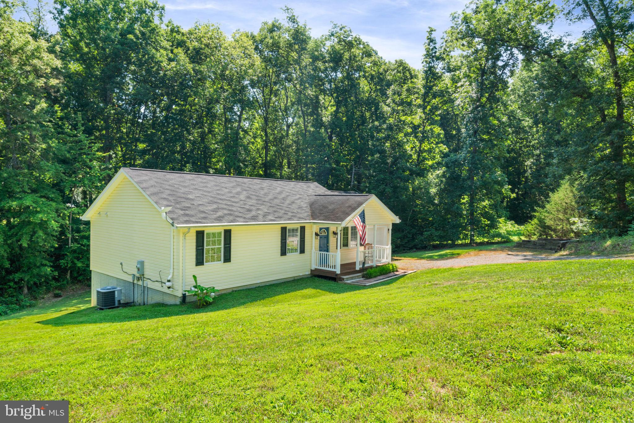 SUNNING HILLS - Residential