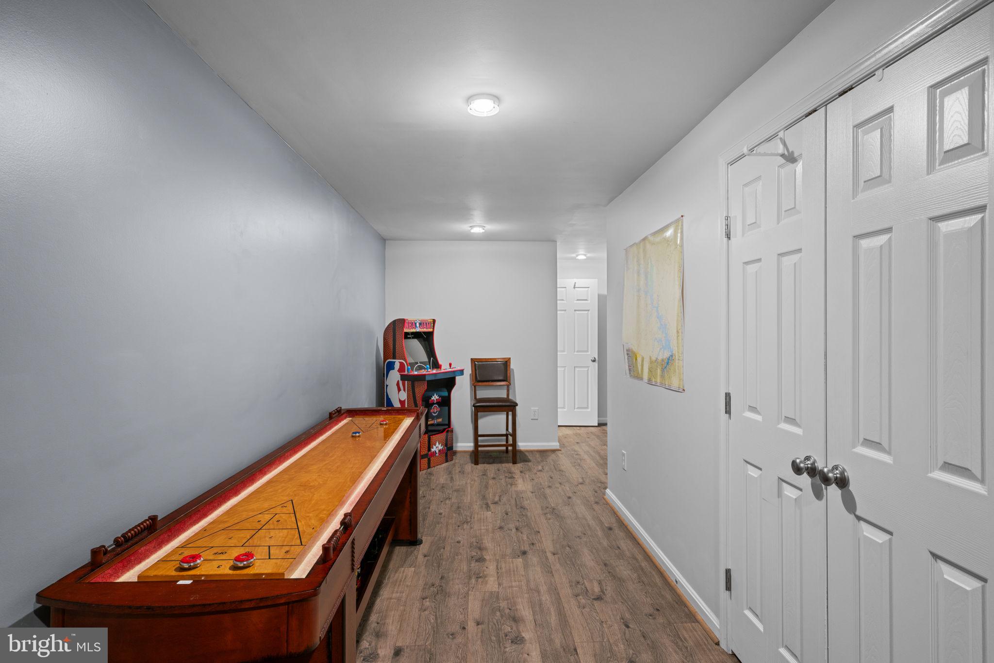 SUNNING HILLS - Residential