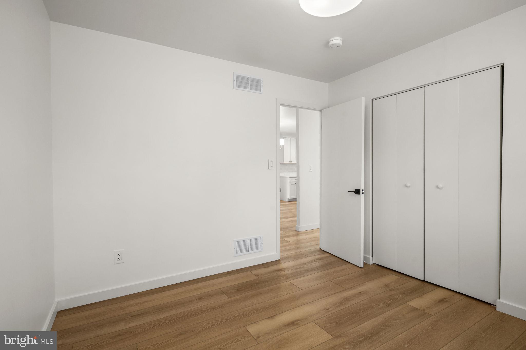 LANDHAVEN - Residential