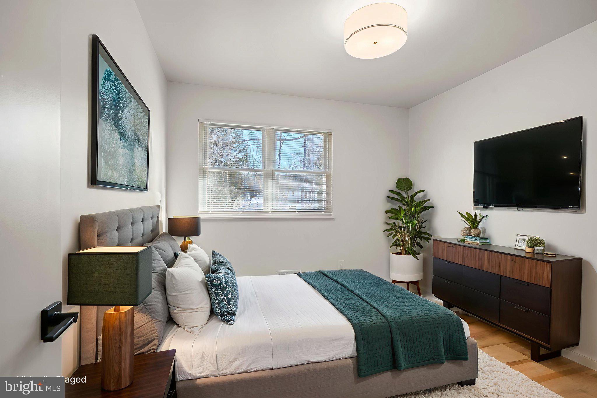 LANDHAVEN - Residential