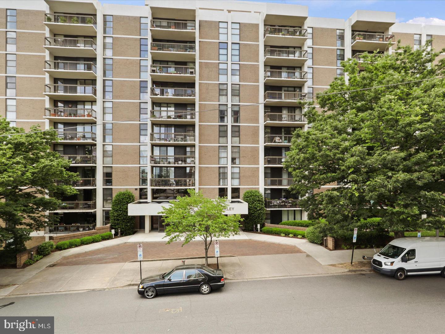 1016 S WAYNE STREET T-12