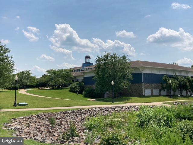 ASHBURN VILLAGE - Residential Lease