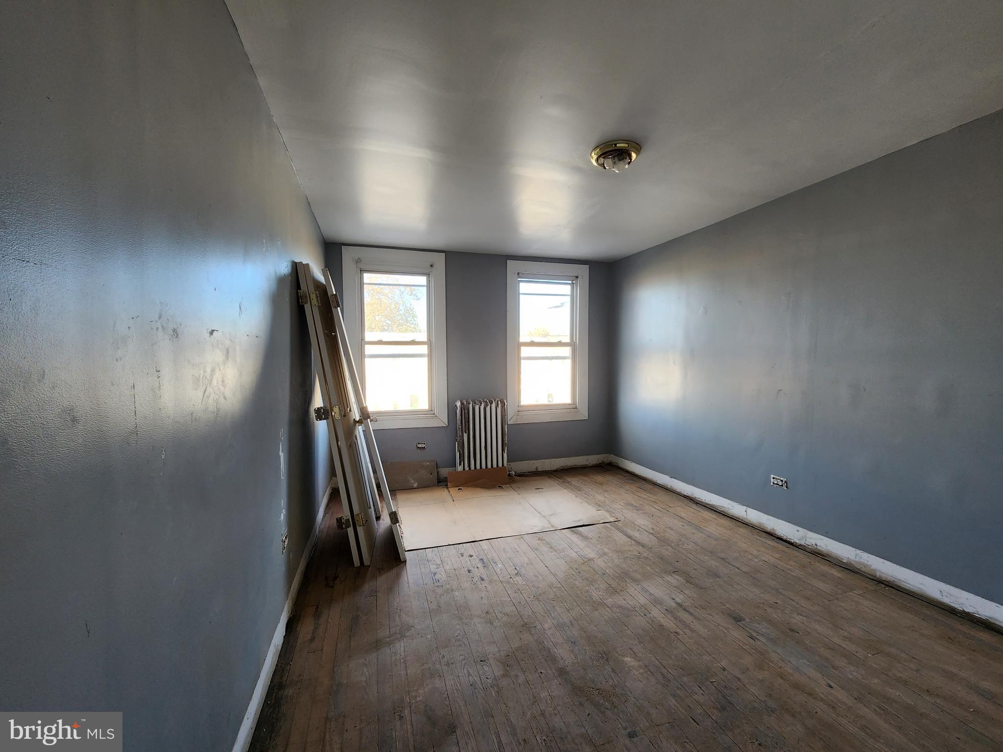 SANDTOWN-WINCHESTER - Residential