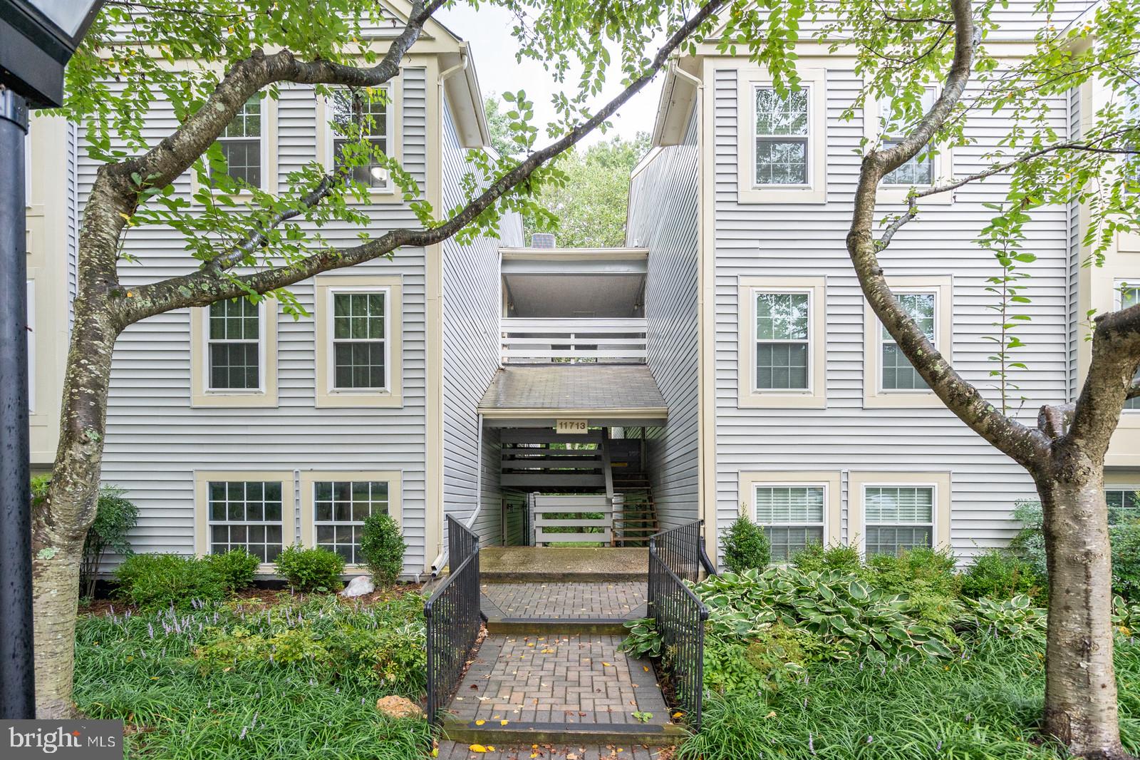 BRISTOL HOUSE - Residential Lease