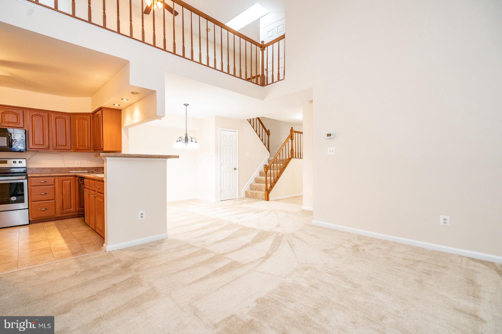 BRISTOL HOUSE - Residential Lease